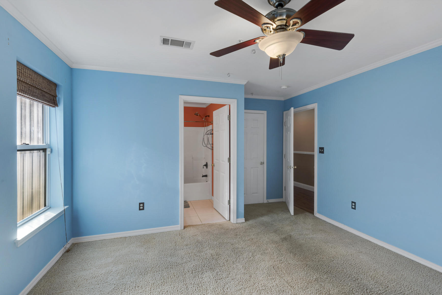 RUM ISLAND CONDOMINIUM - Residential