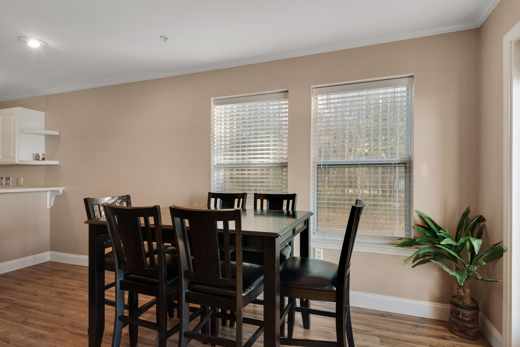 RUM ISLAND CONDOMINIUM - Residential