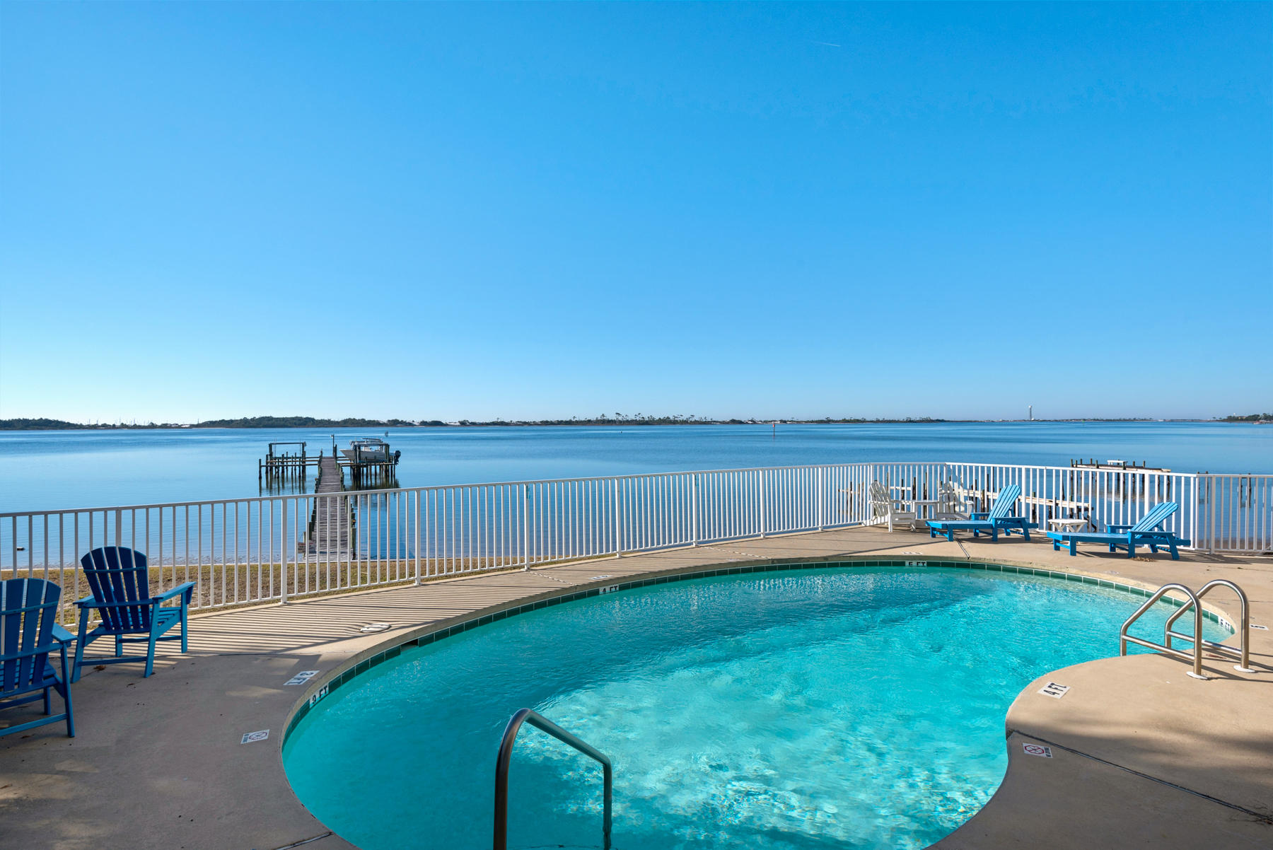 RUM ISLAND CONDOMINIUM - Residential