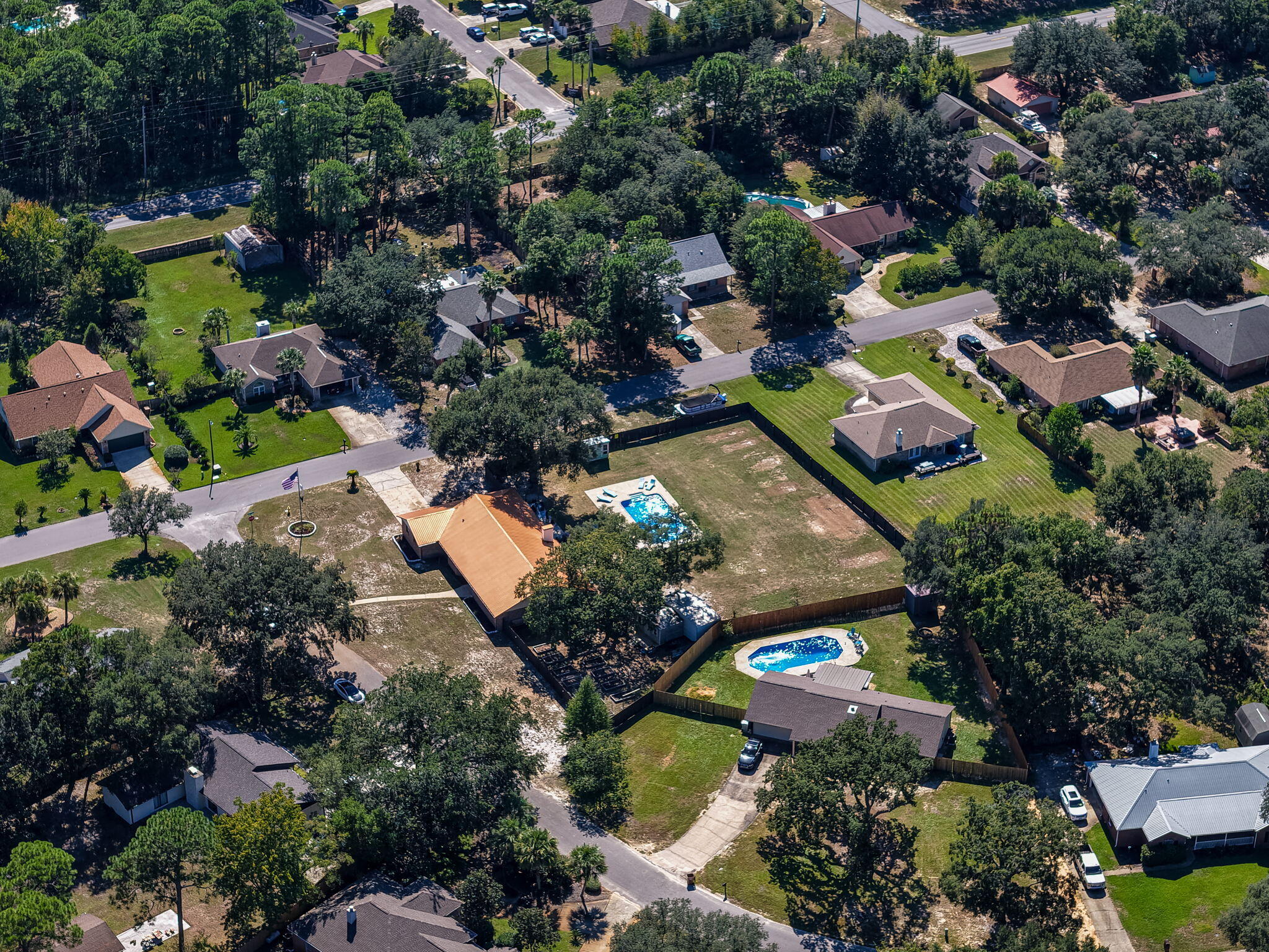ROBLEDAL ESTATES - Residential