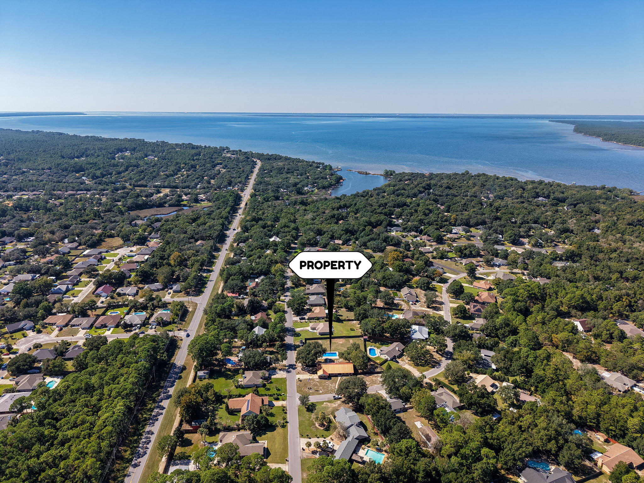 ROBLEDAL ESTATES - Residential