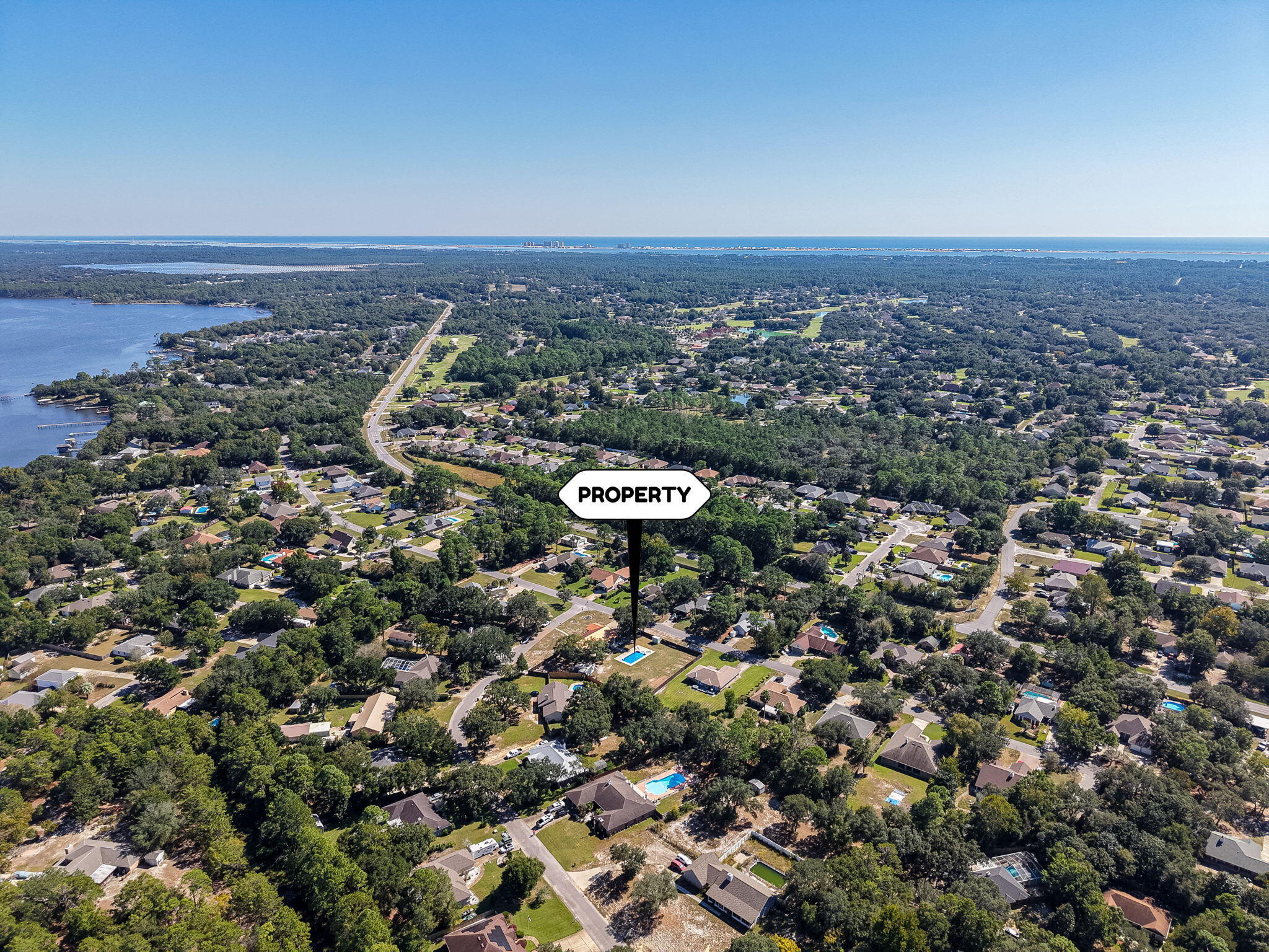 ROBLEDAL ESTATES - Residential