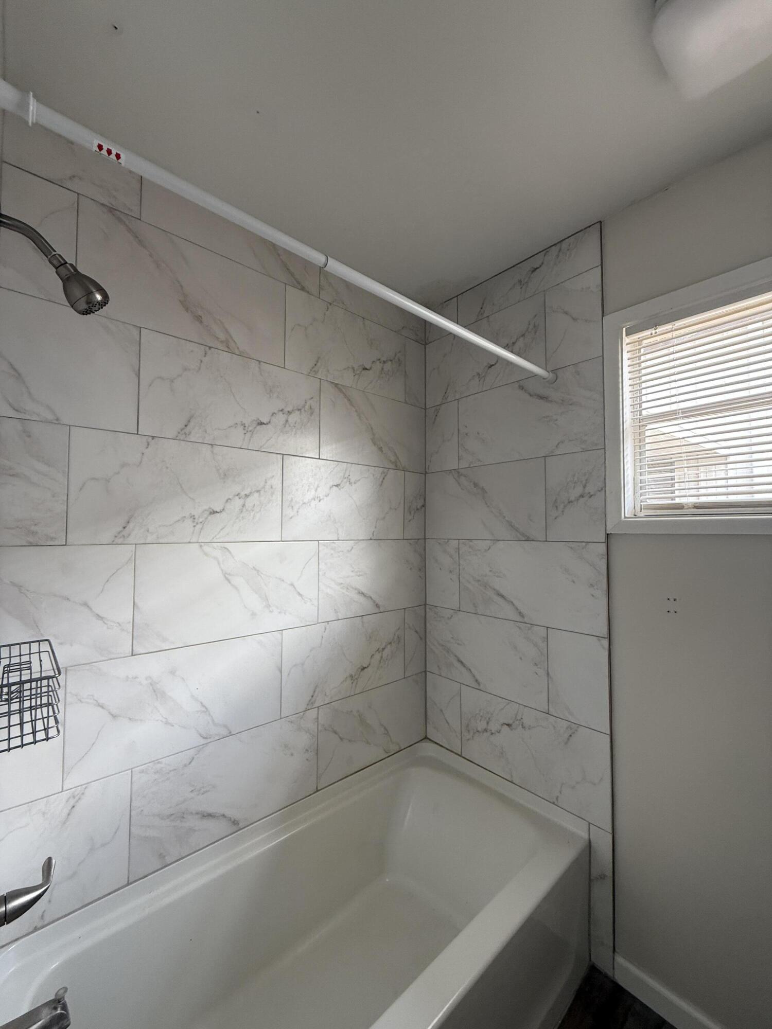 METES & BOUNDS - Residential Lease