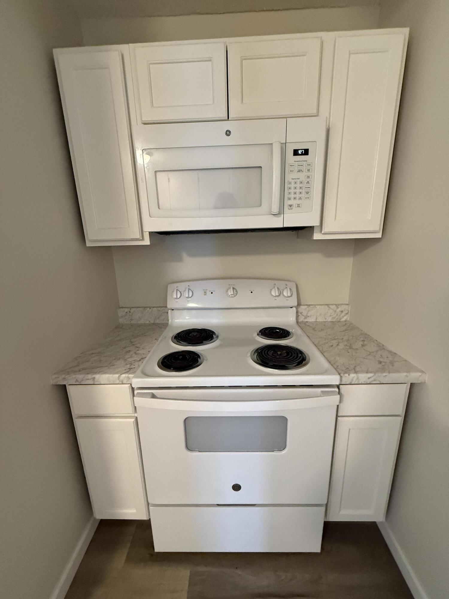 METES & BOUNDS - Residential Lease