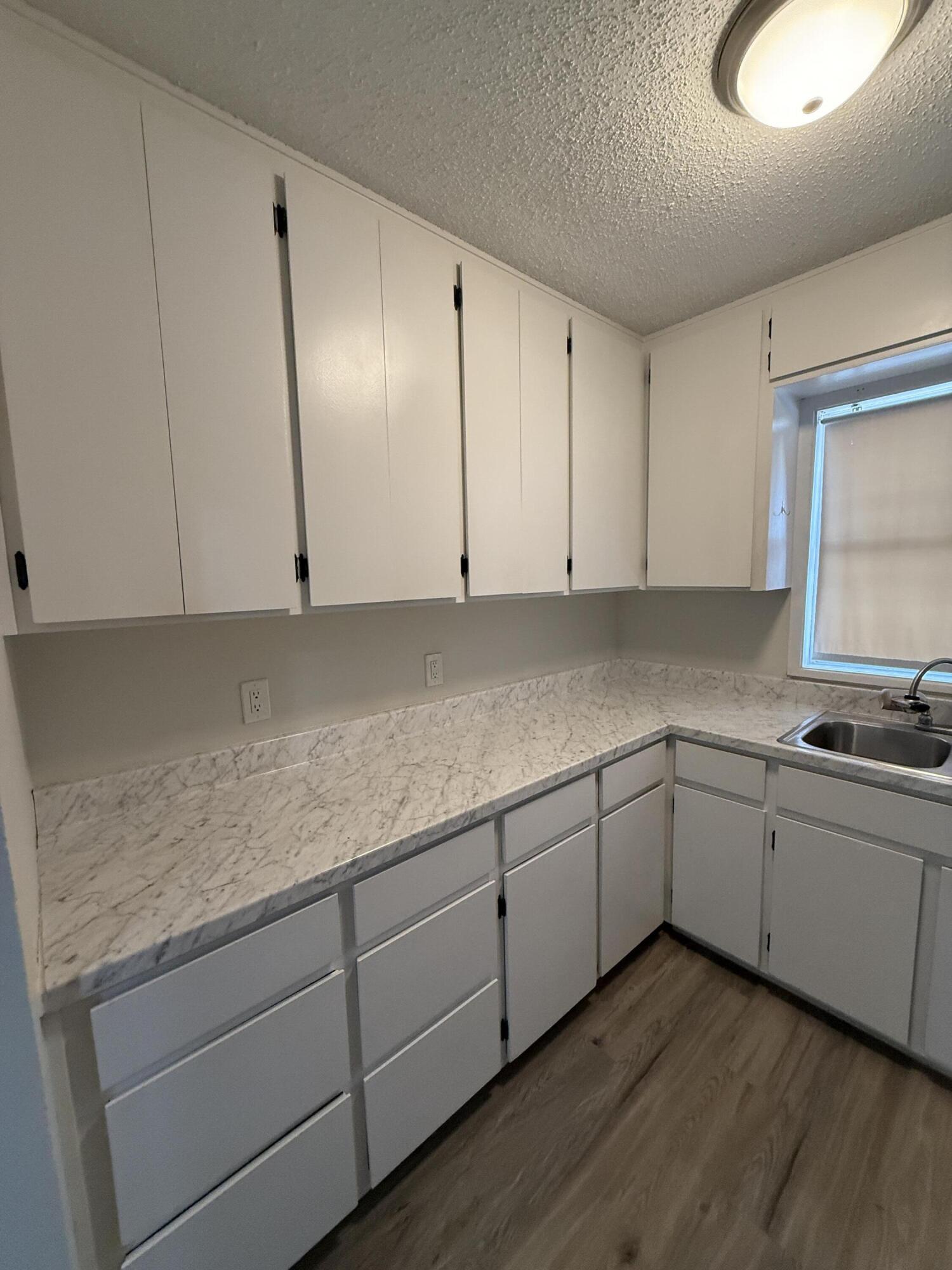METES & BOUNDS - Residential Lease