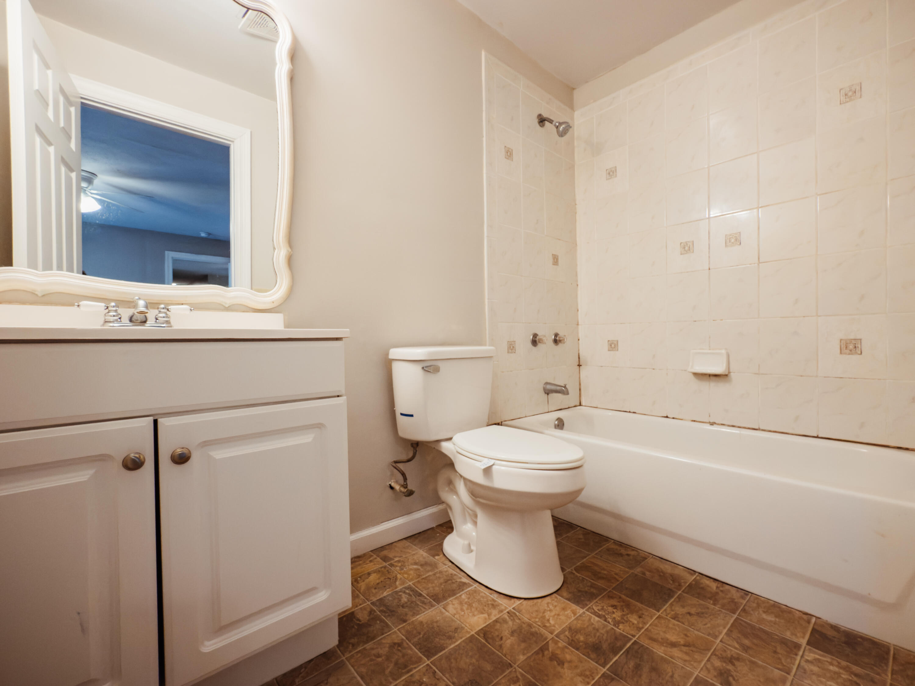 LAKEWOOD S/D - Residential Lease
