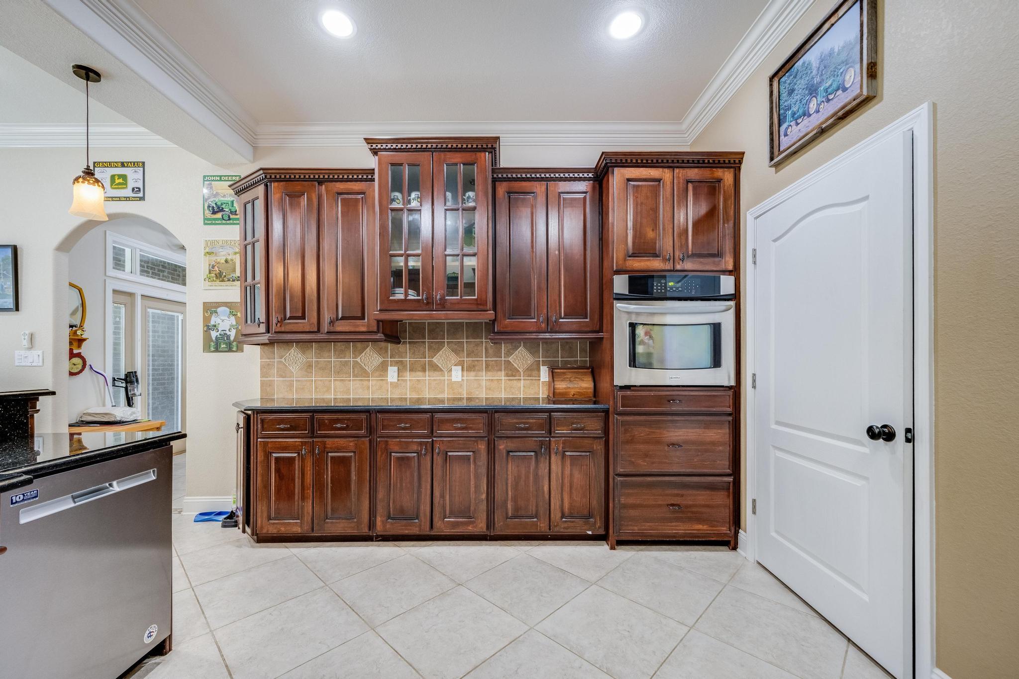 FOX VALLEY - Residential