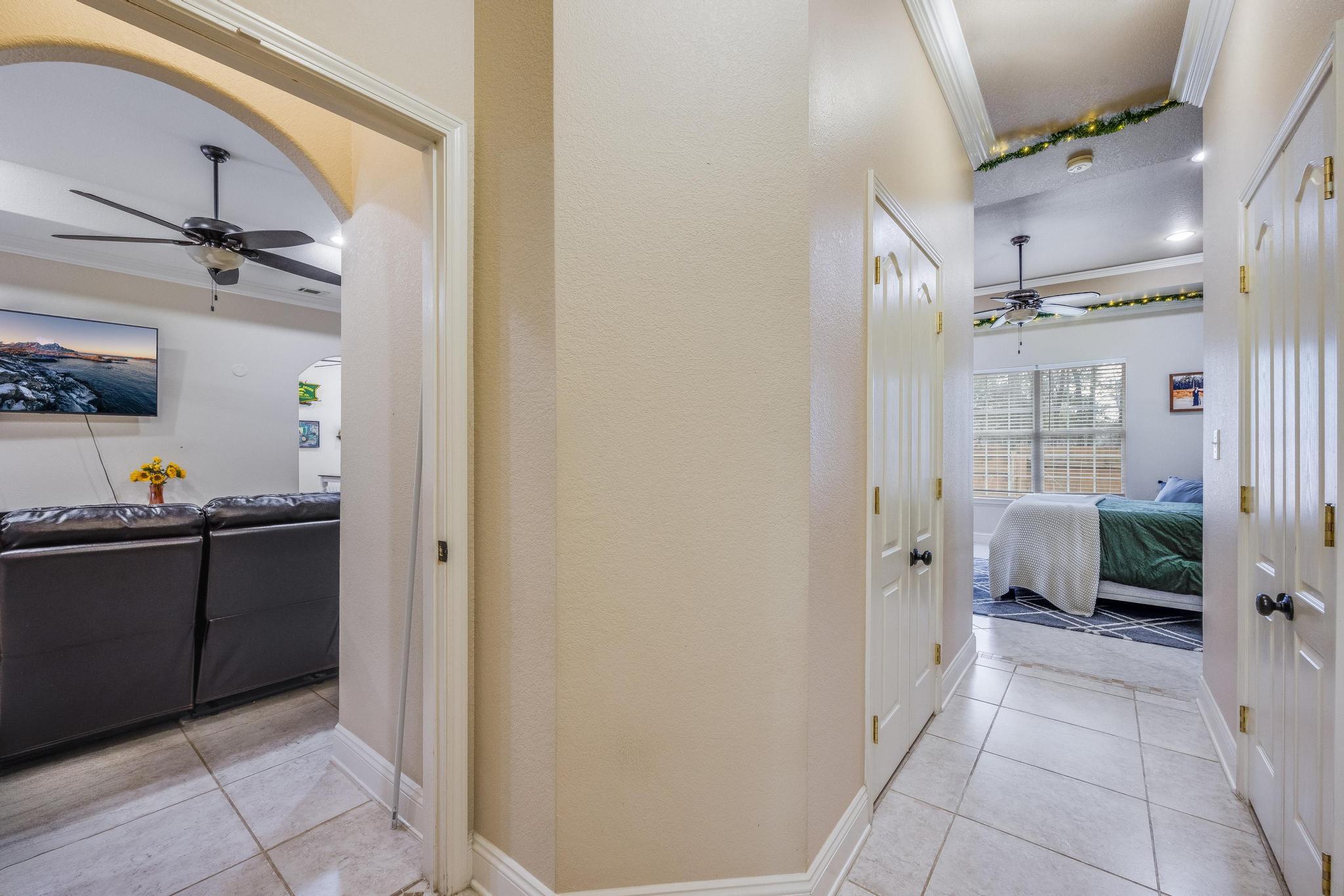 FOX VALLEY - Residential