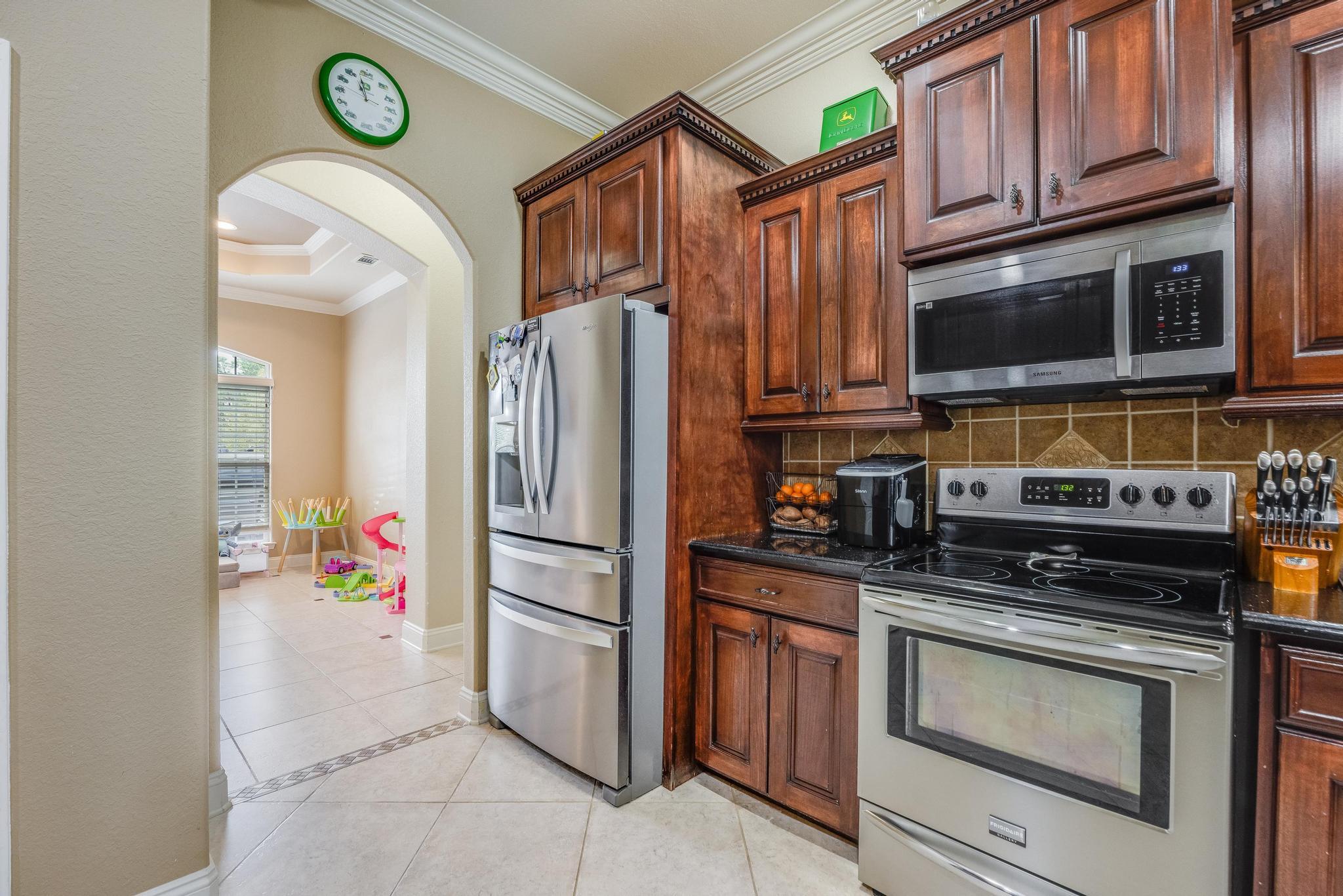 FOX VALLEY - Residential