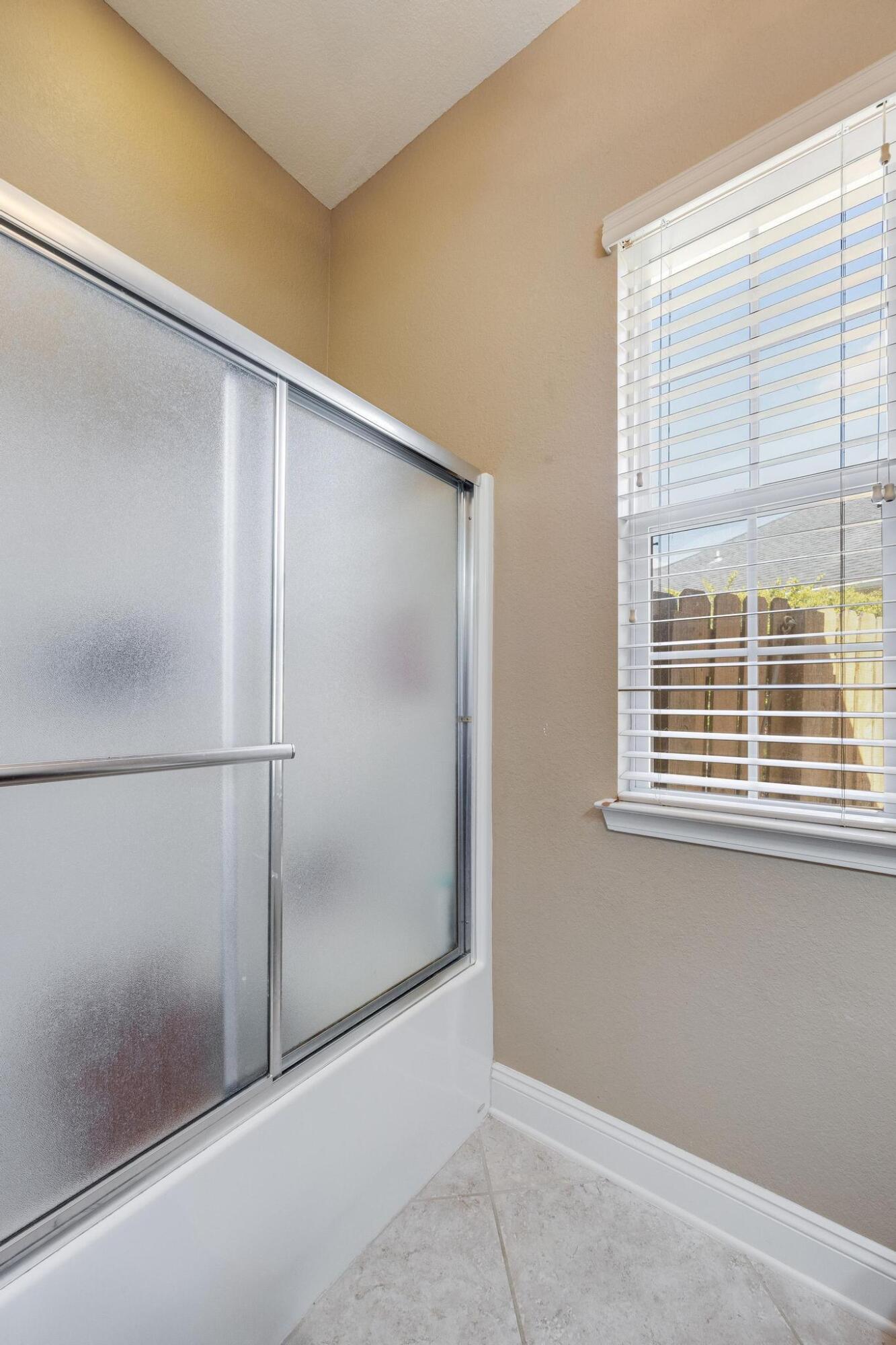 FOX VALLEY - Residential