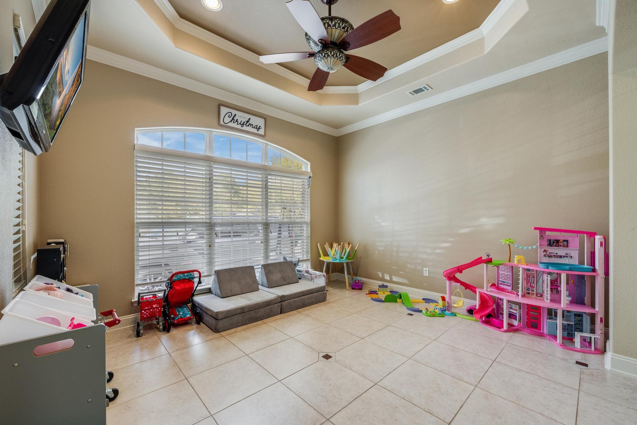 FOX VALLEY - Residential