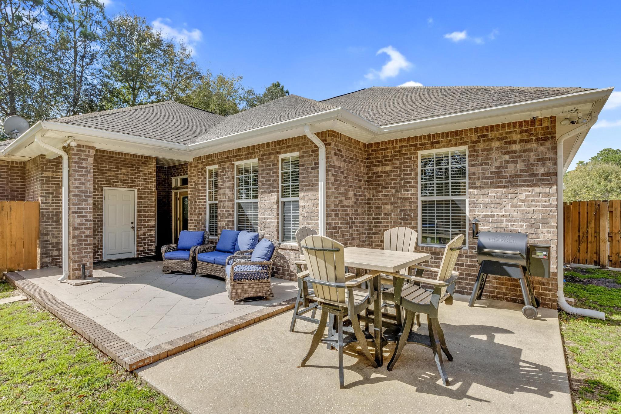 FOX VALLEY - Residential