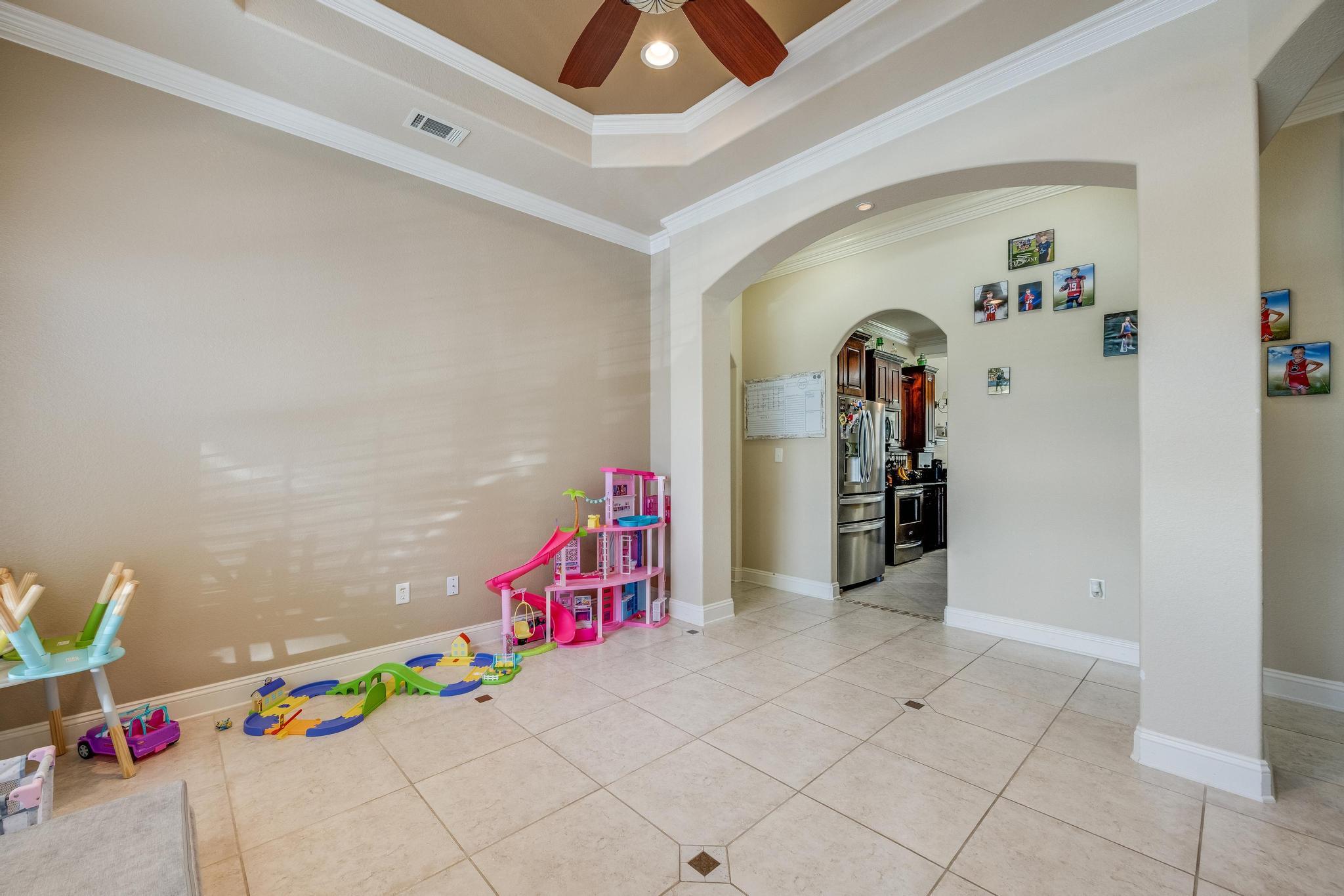 FOX VALLEY - Residential