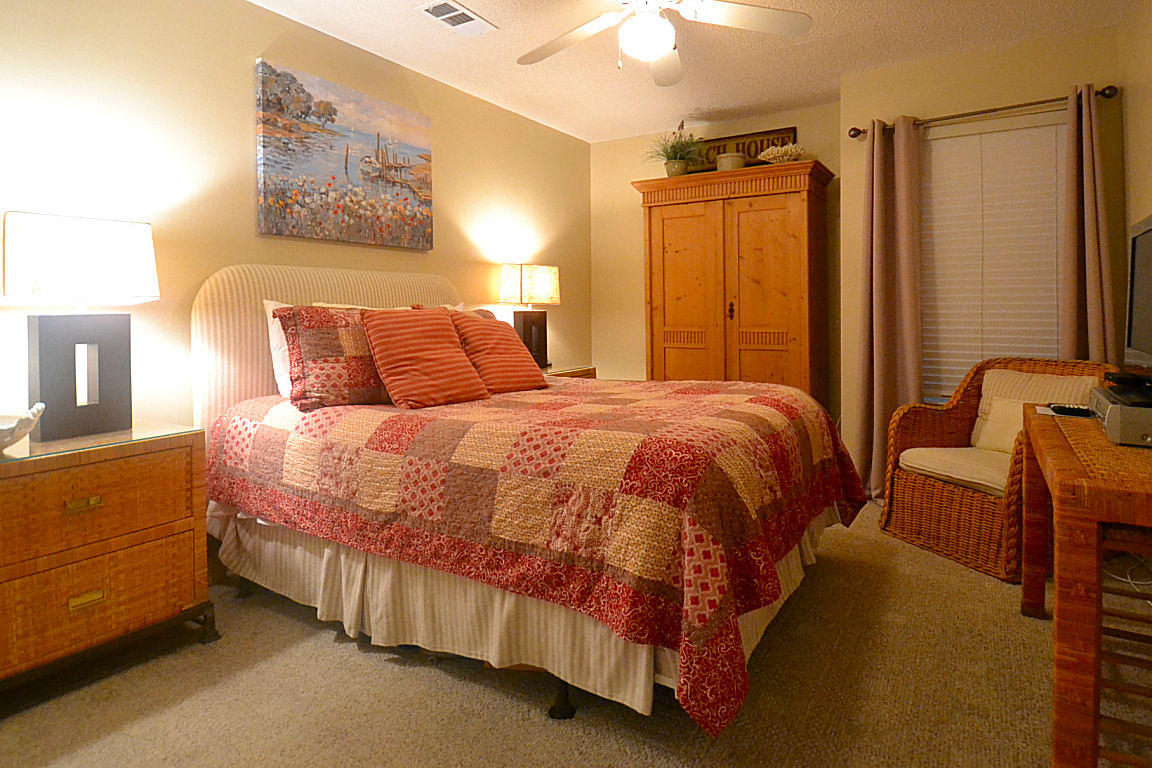 GULF PLACE CARIBBEAN CONDO - Residential