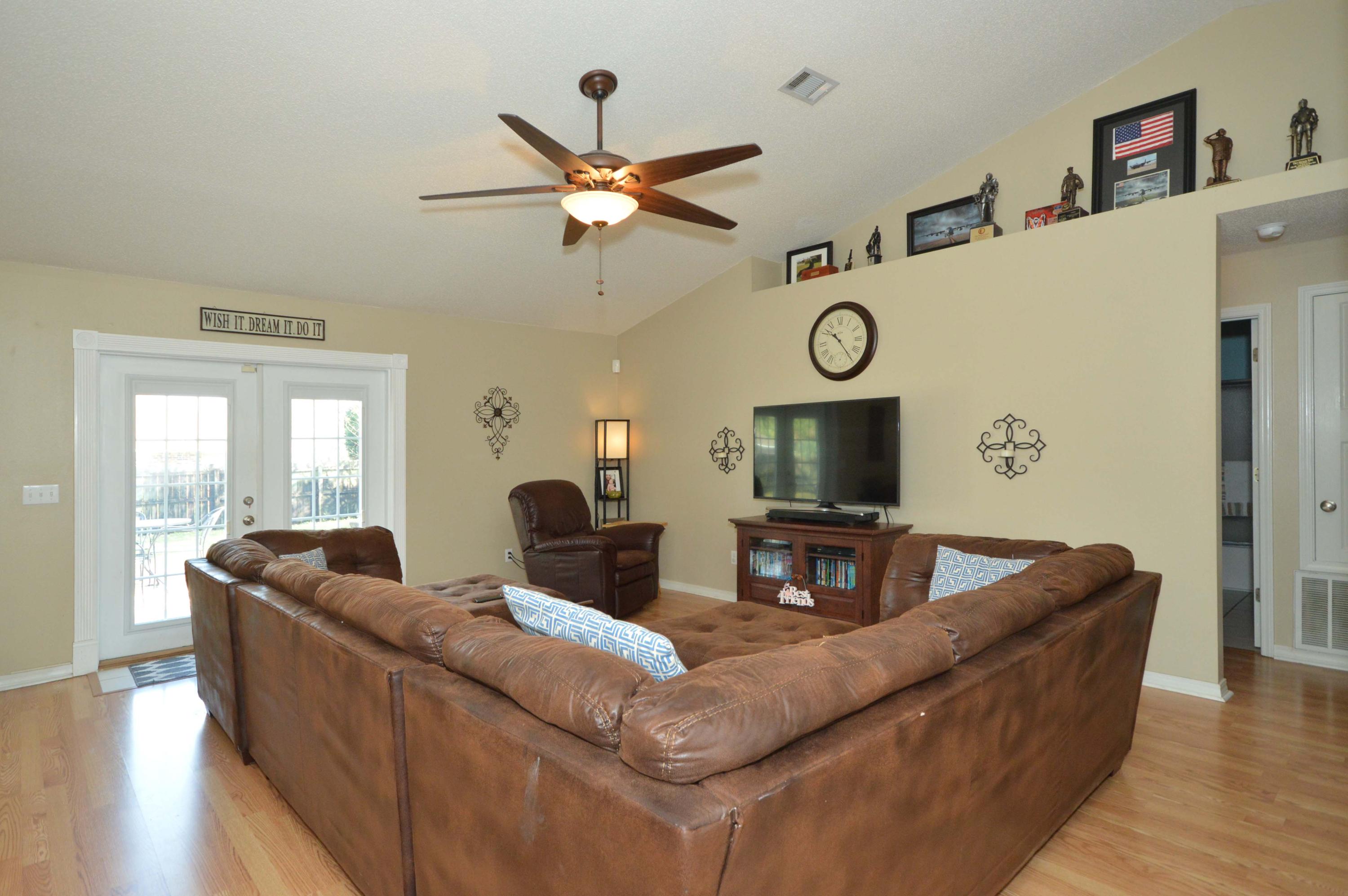 MARION MANOR - Residential