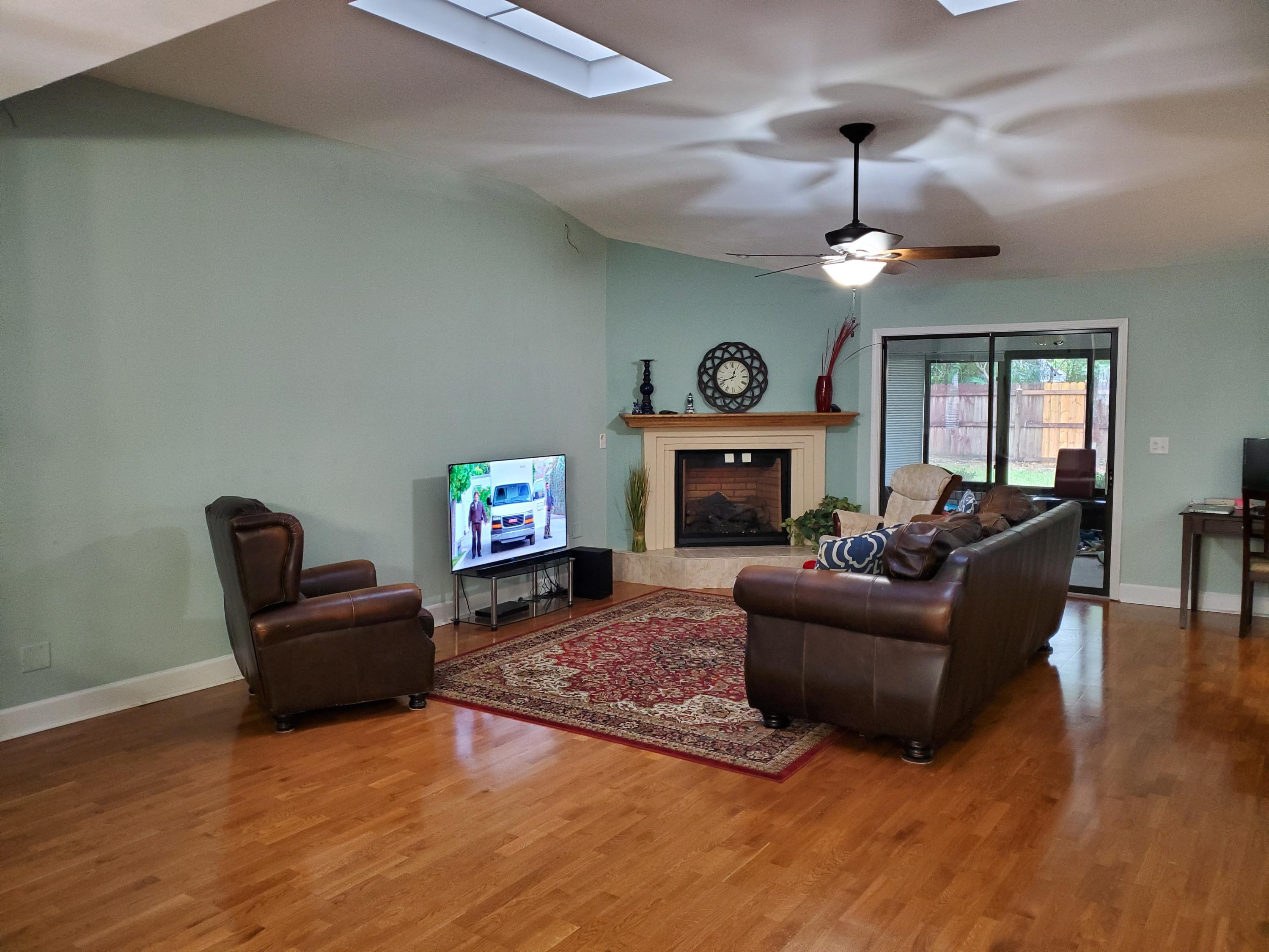 ROCKYWOOD PH 4 - Residential Lease