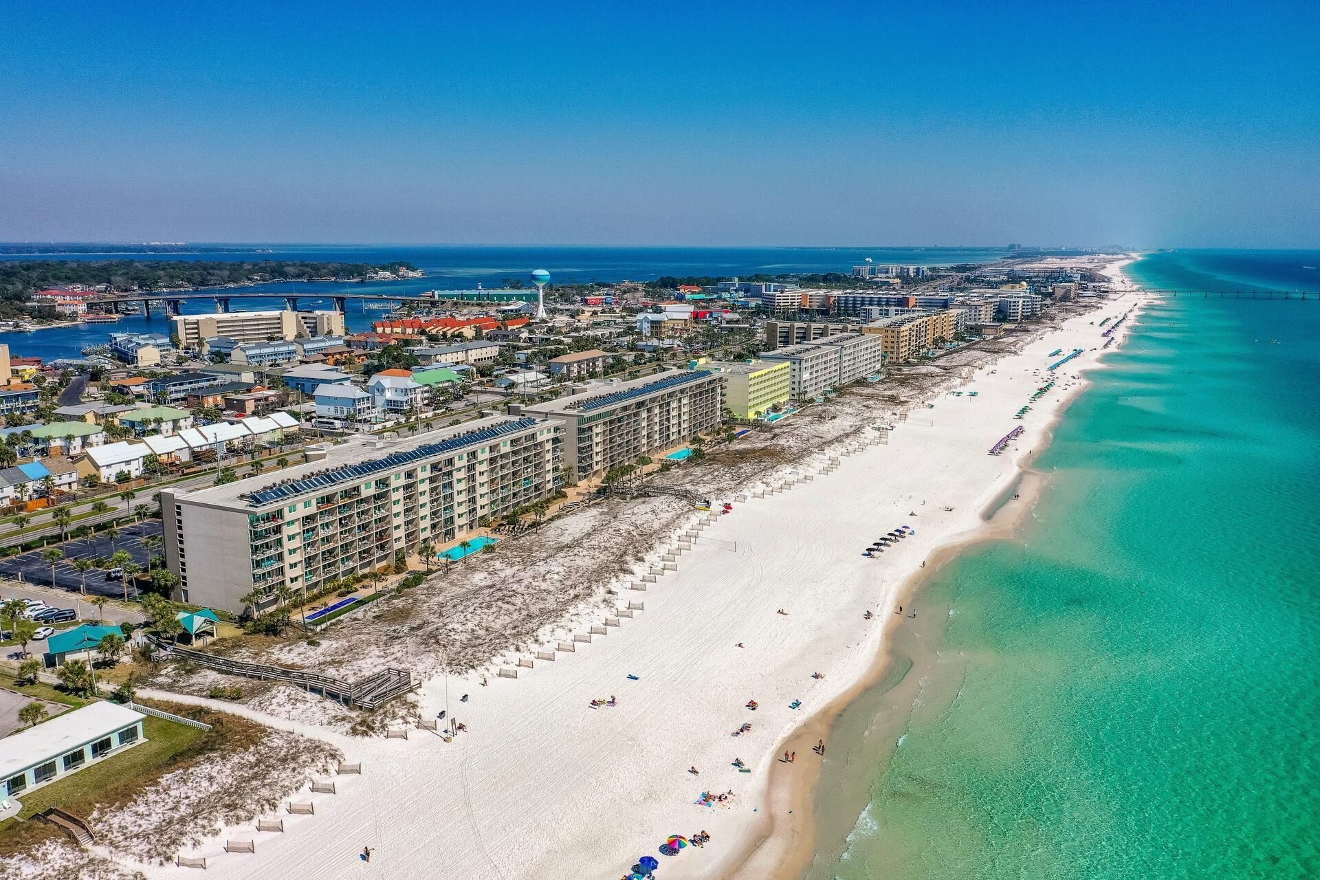 Breakers PH 1 - Residential