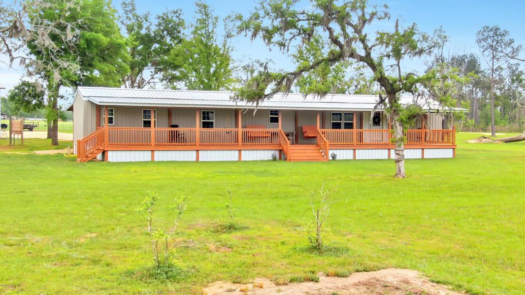 NO RECORDED SUBDIVISION - Residential