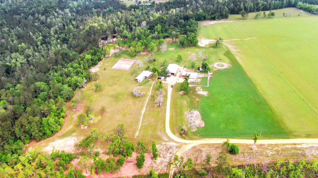 NO RECORDED SUBDIVISION - Residential