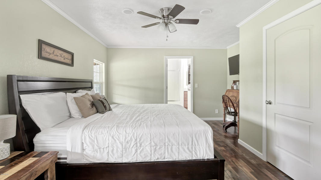 NO RECORDED SUBDIVISION - Residential