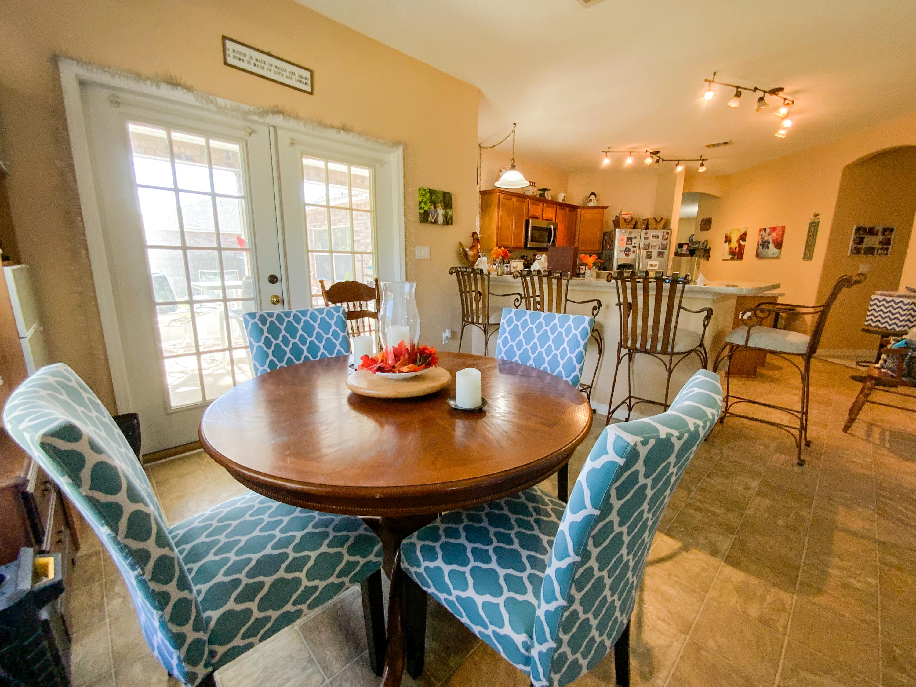 HOLLEY BY THE SEA - Residential