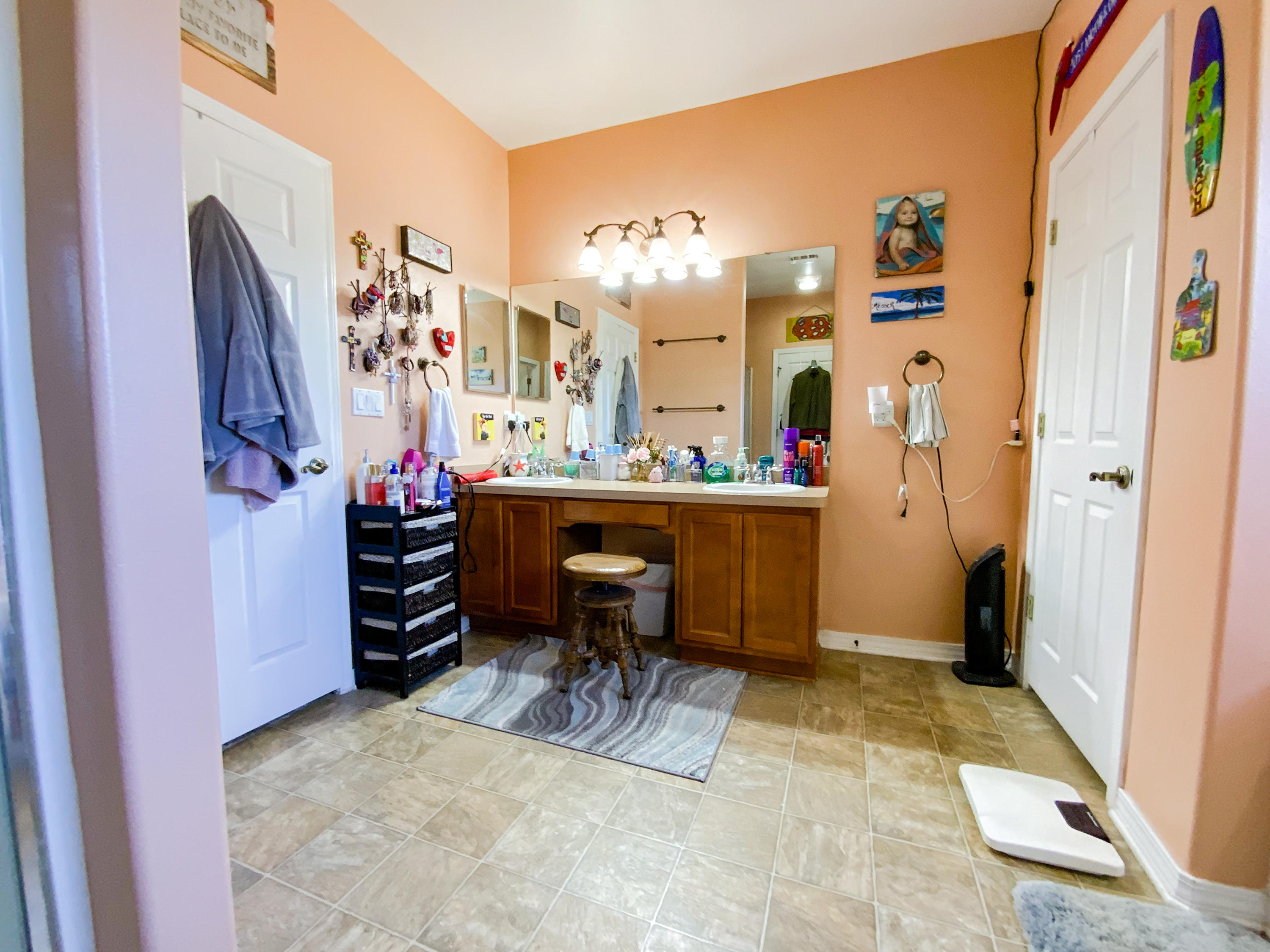 HOLLEY BY THE SEA - Residential