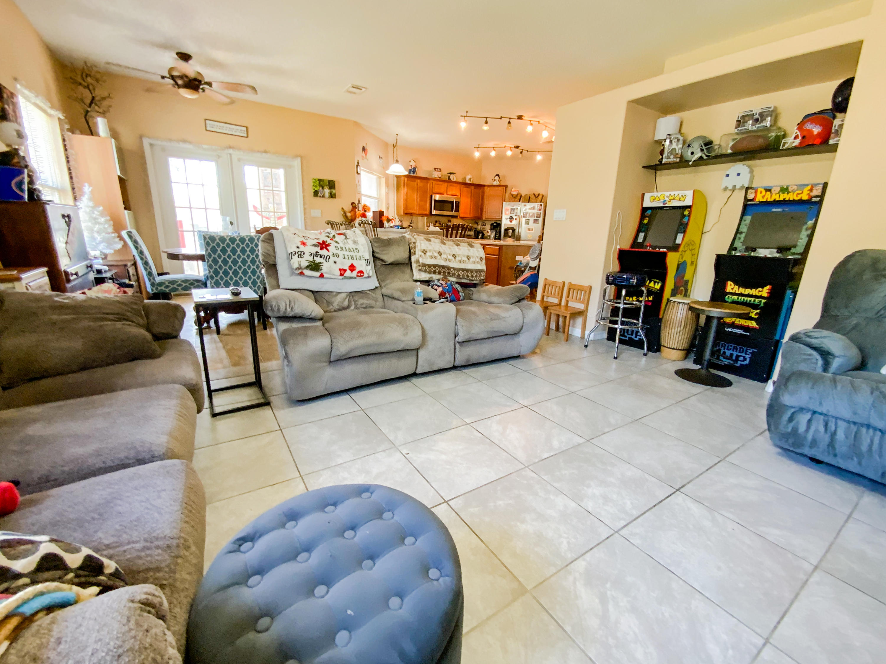 HOLLEY BY THE SEA - Residential