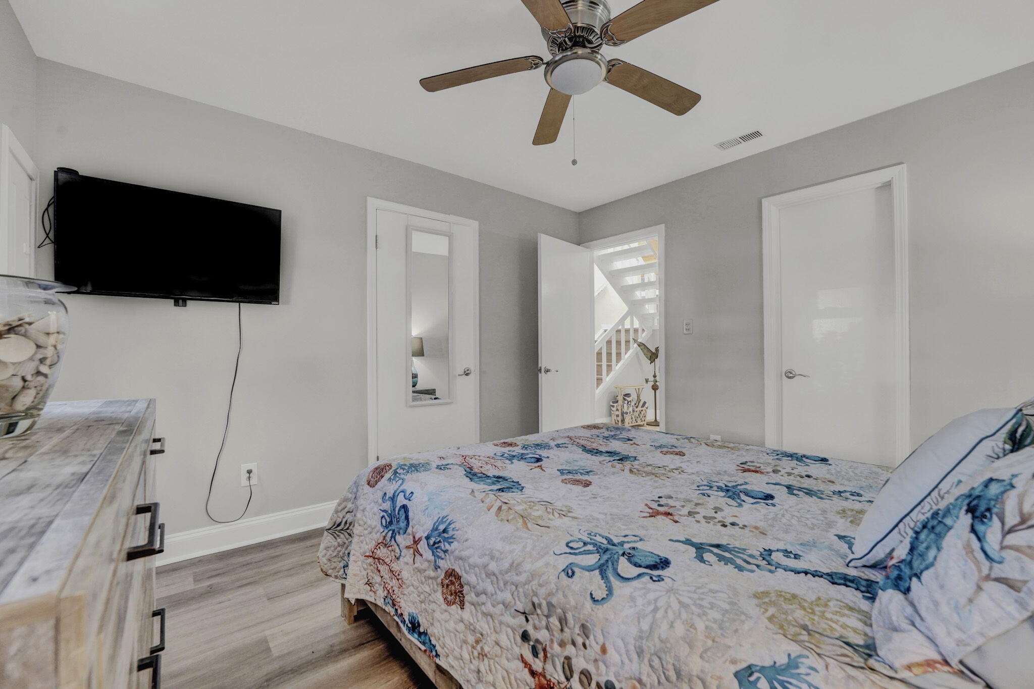 Dolphin Watch - Residential