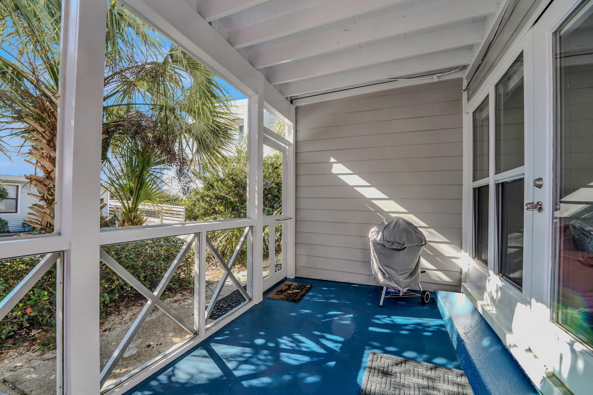 Dolphin Watch - Residential