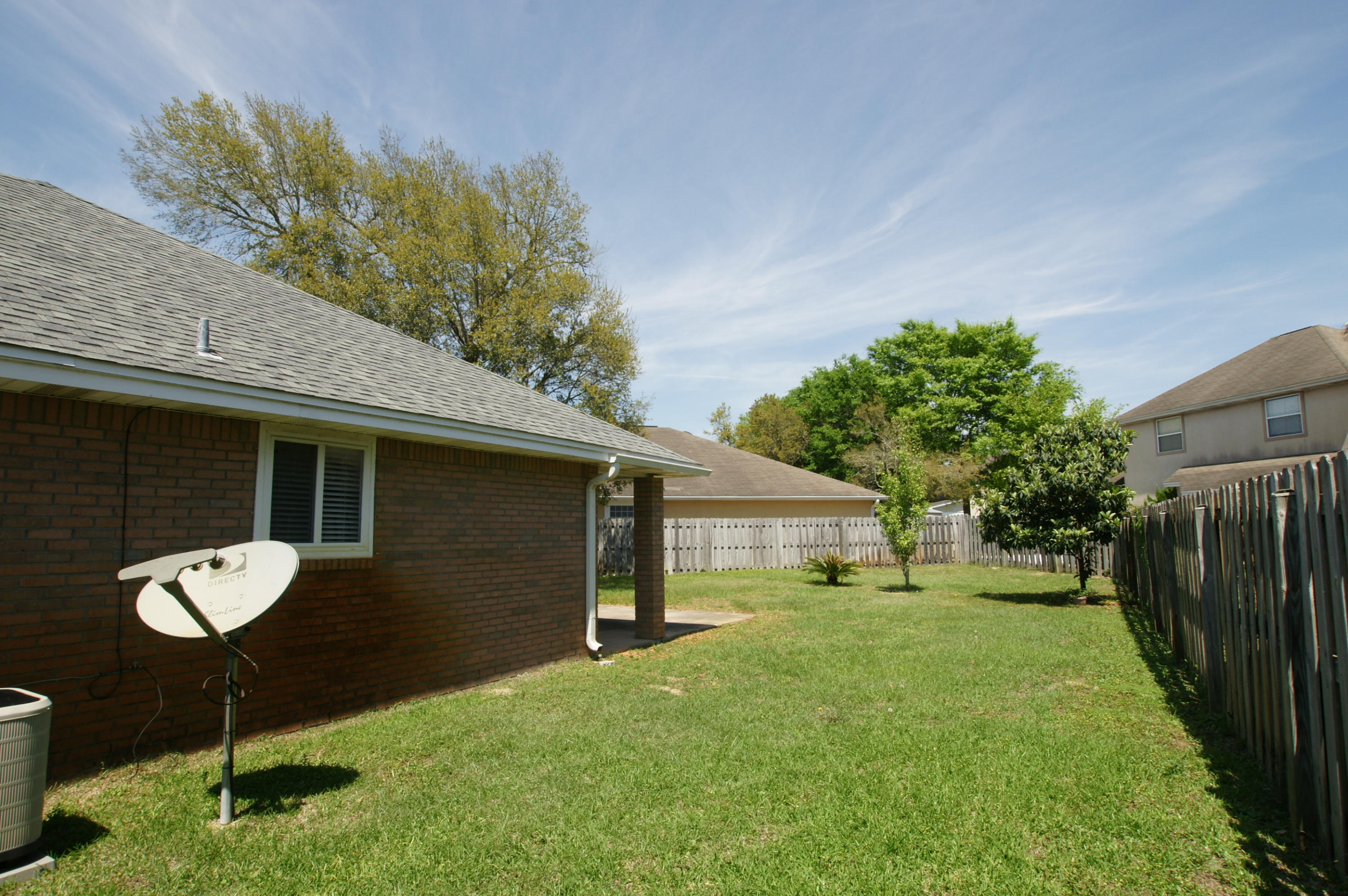 NORTH RIDGE CREEK S/D LOT 22 BLK B - Residential