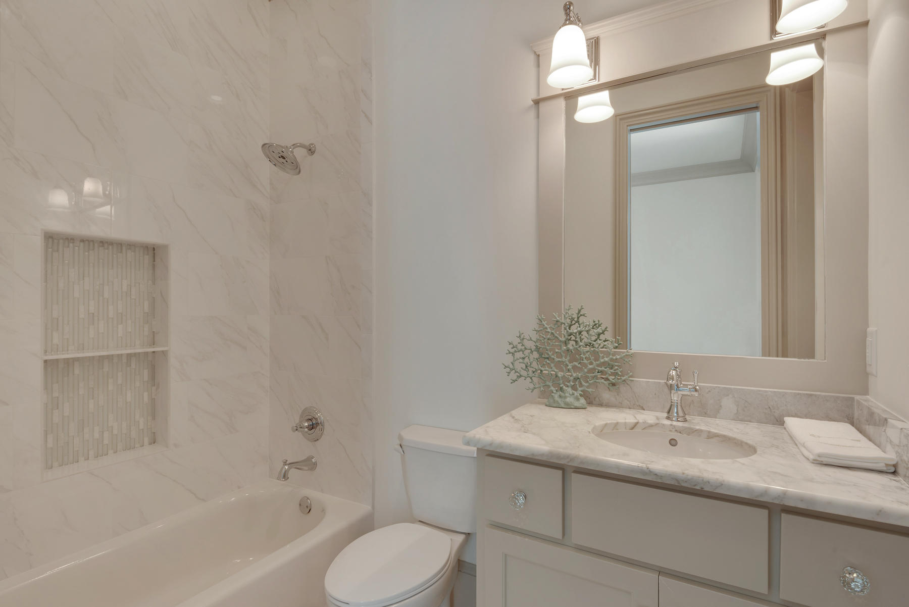 REGATTA BAY GOLF VILLAS - Residential