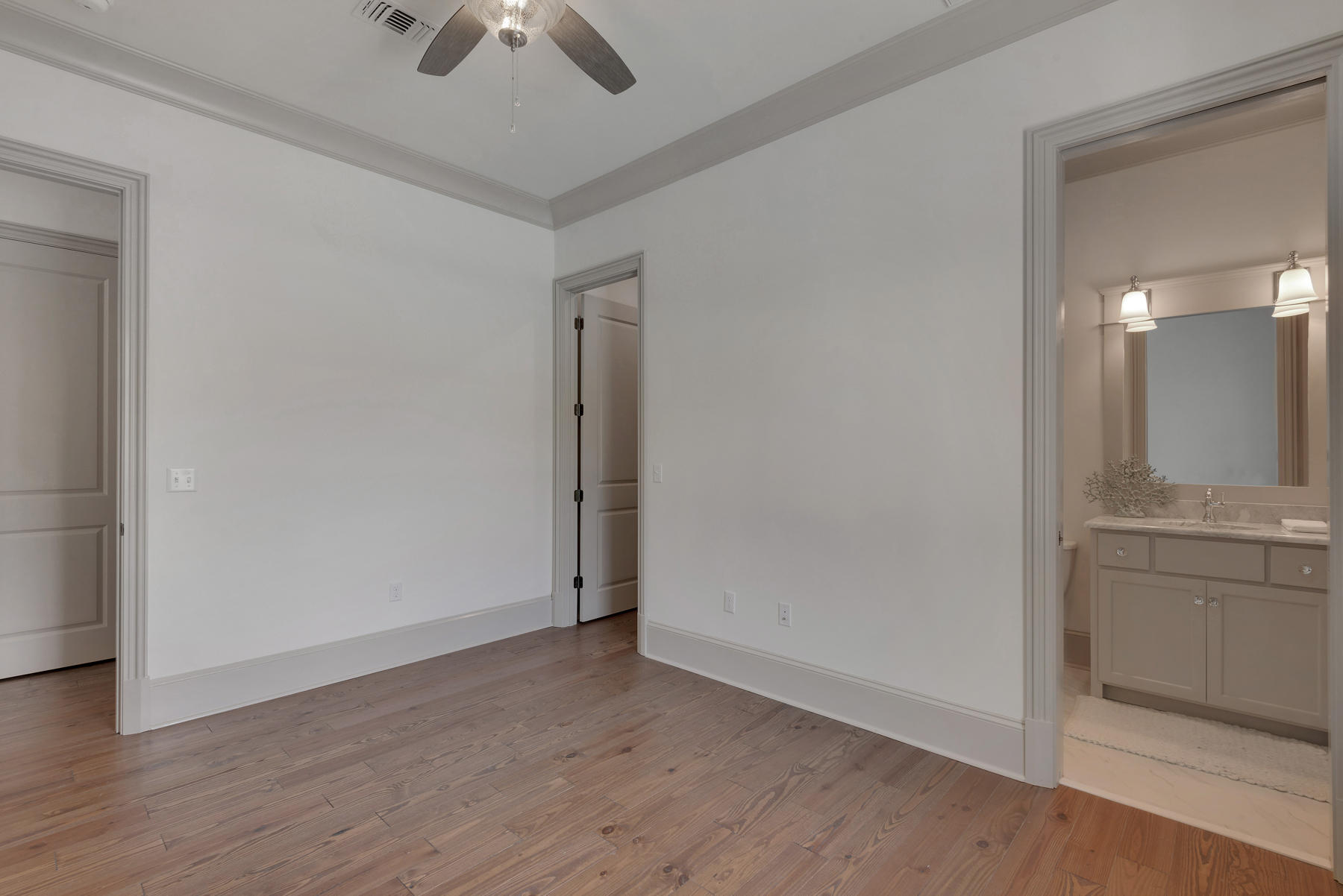 REGATTA BAY GOLF VILLAS - Residential