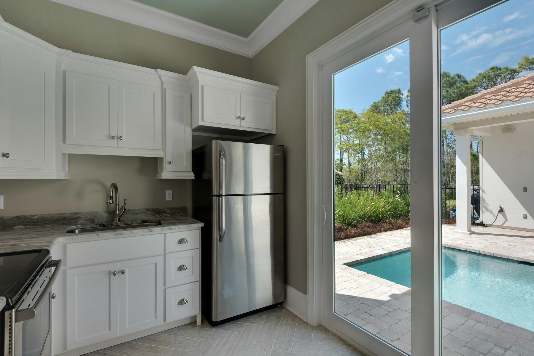 REGATTA BAY GOLF VILLAS - Residential