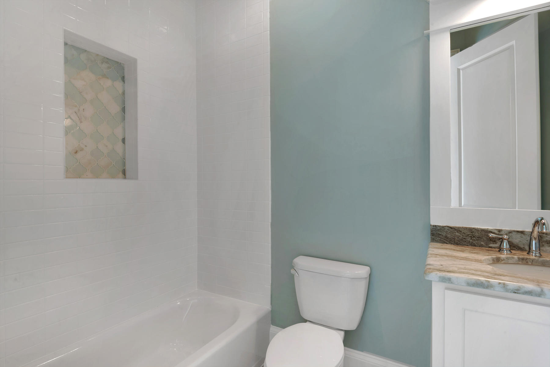 REGATTA BAY GOLF VILLAS - Residential