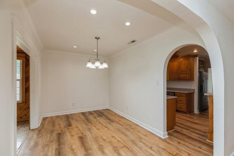 PINE MEADOWS 2ND ADDN - Residential