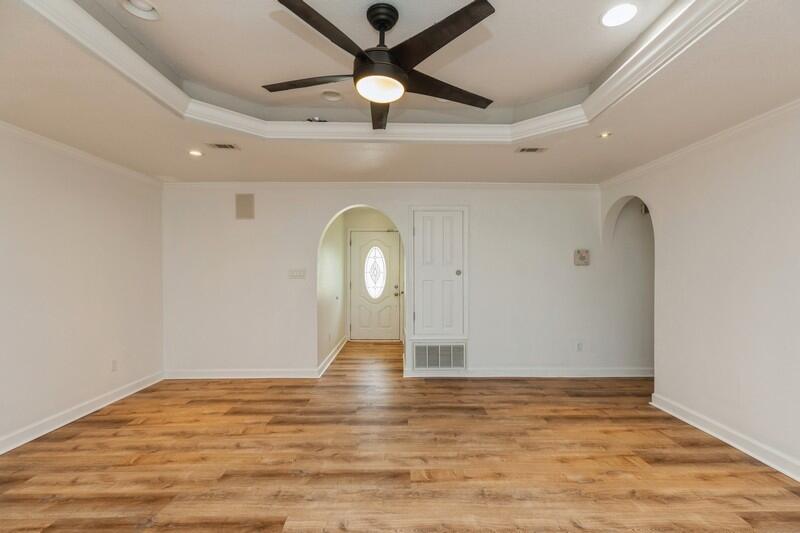 PINE MEADOWS 2ND ADDN - Residential