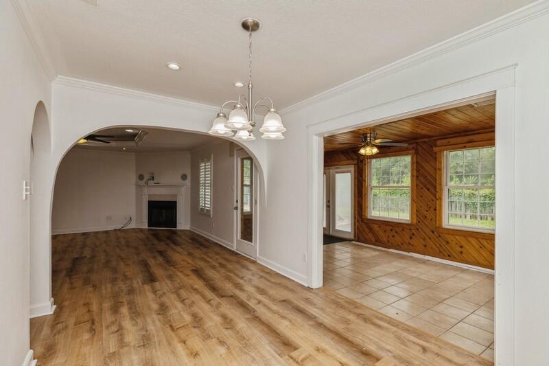 PINE MEADOWS 2ND ADDN - Residential