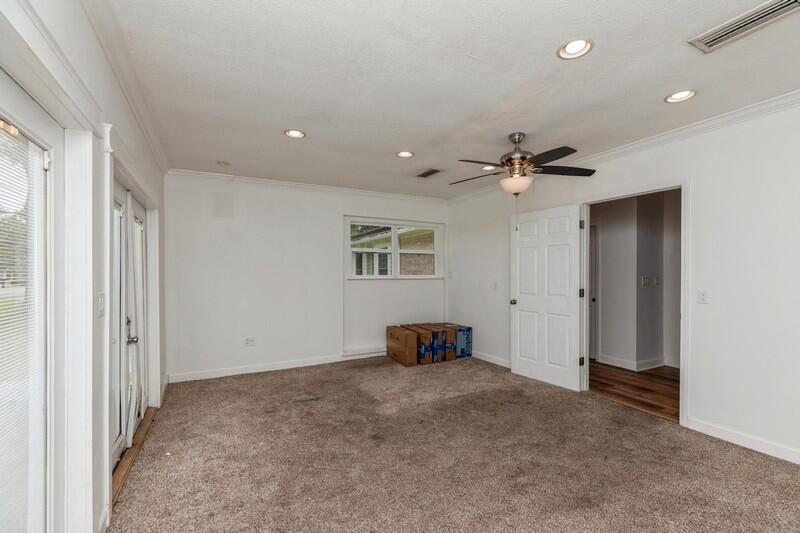 PINE MEADOWS 2ND ADDN - Residential