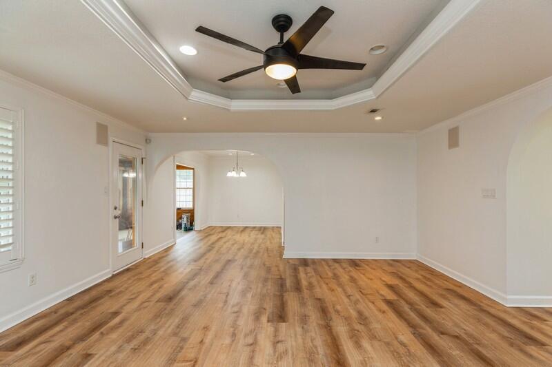 PINE MEADOWS 2ND ADDN - Residential