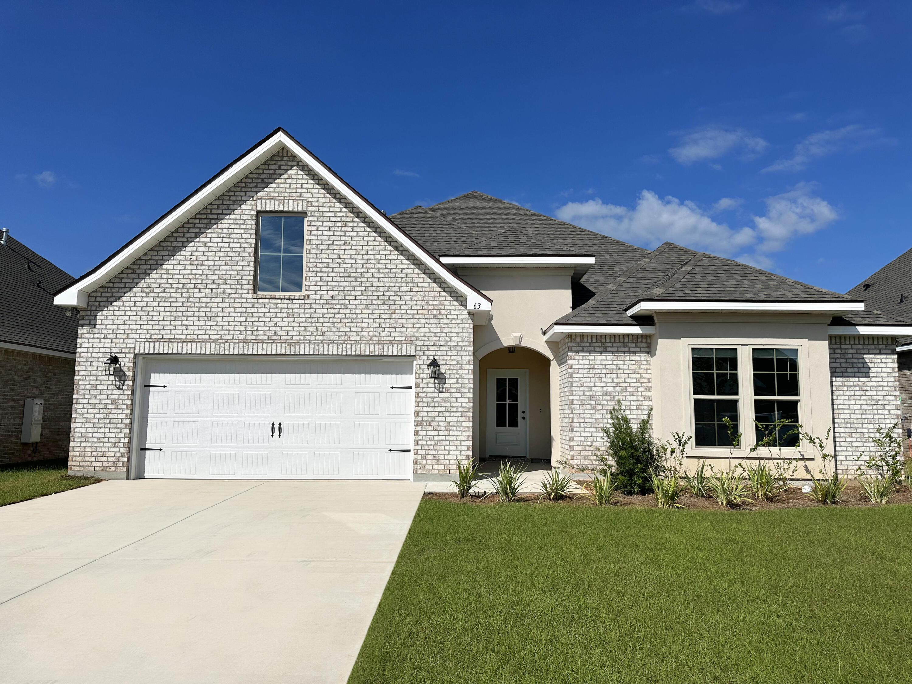 THE BLUFFS AT LAFAYETTE - Residential