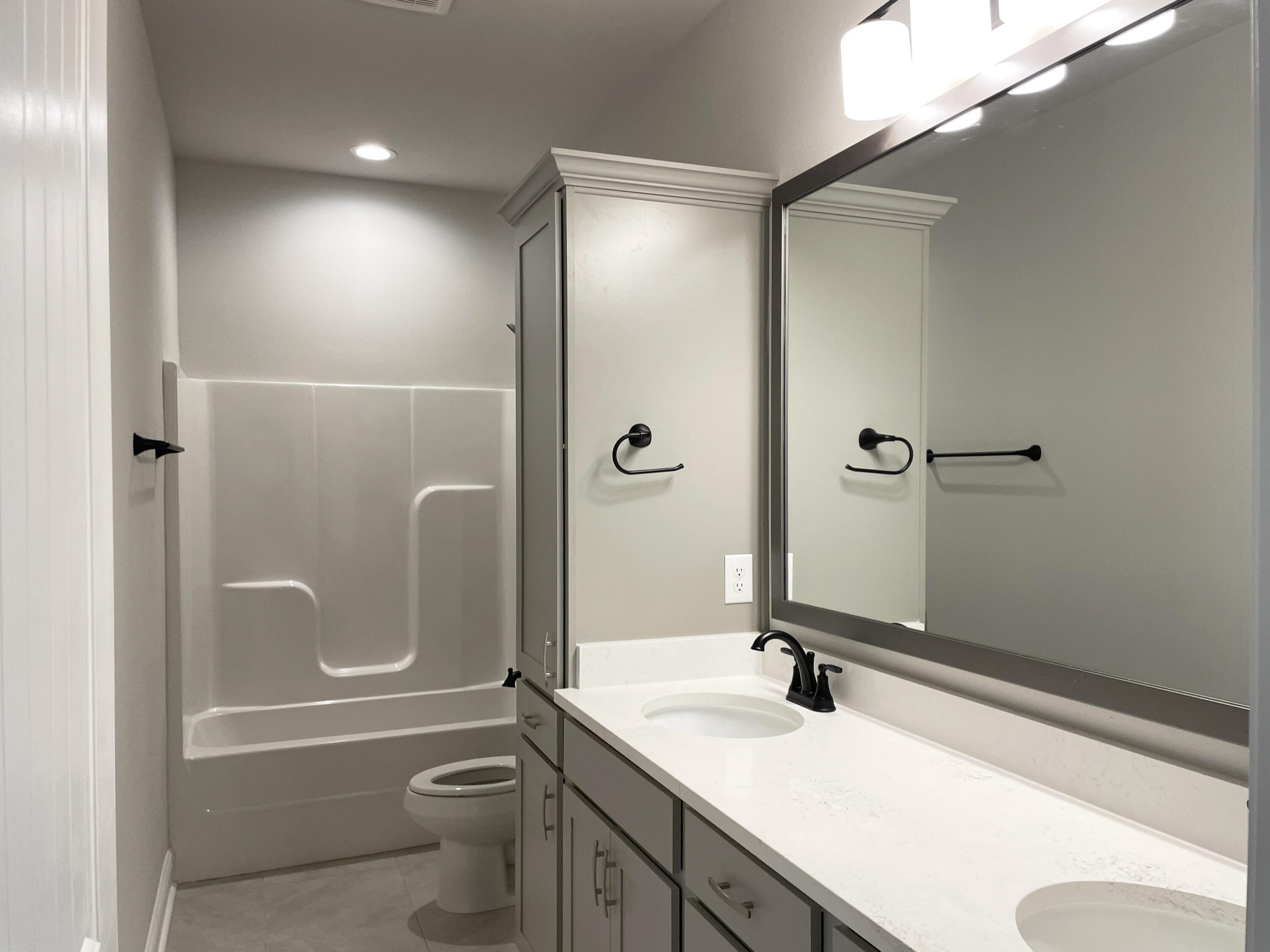 THE BLUFFS AT LAFAYETTE - Residential