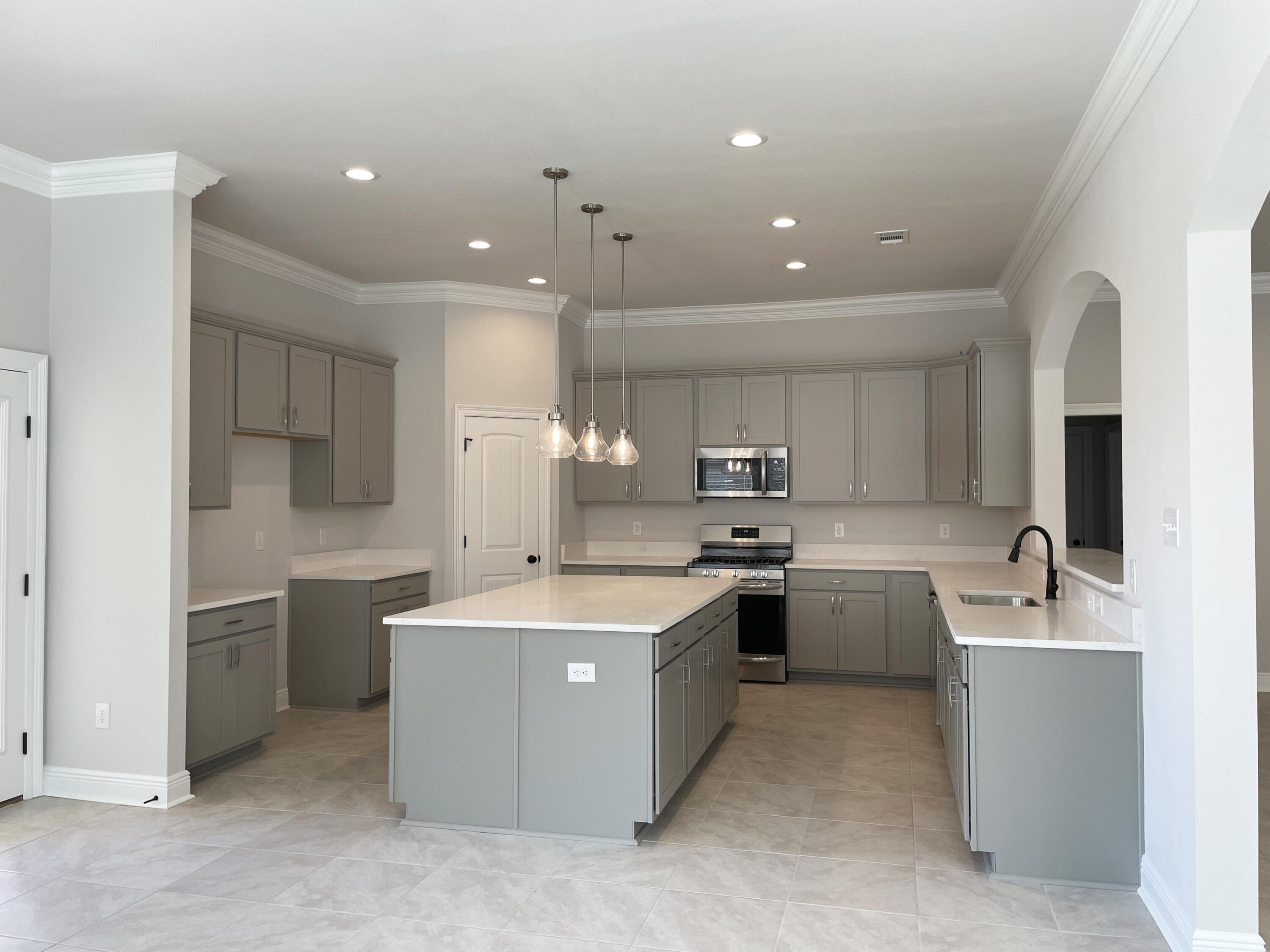 THE BLUFFS AT LAFAYETTE - Residential