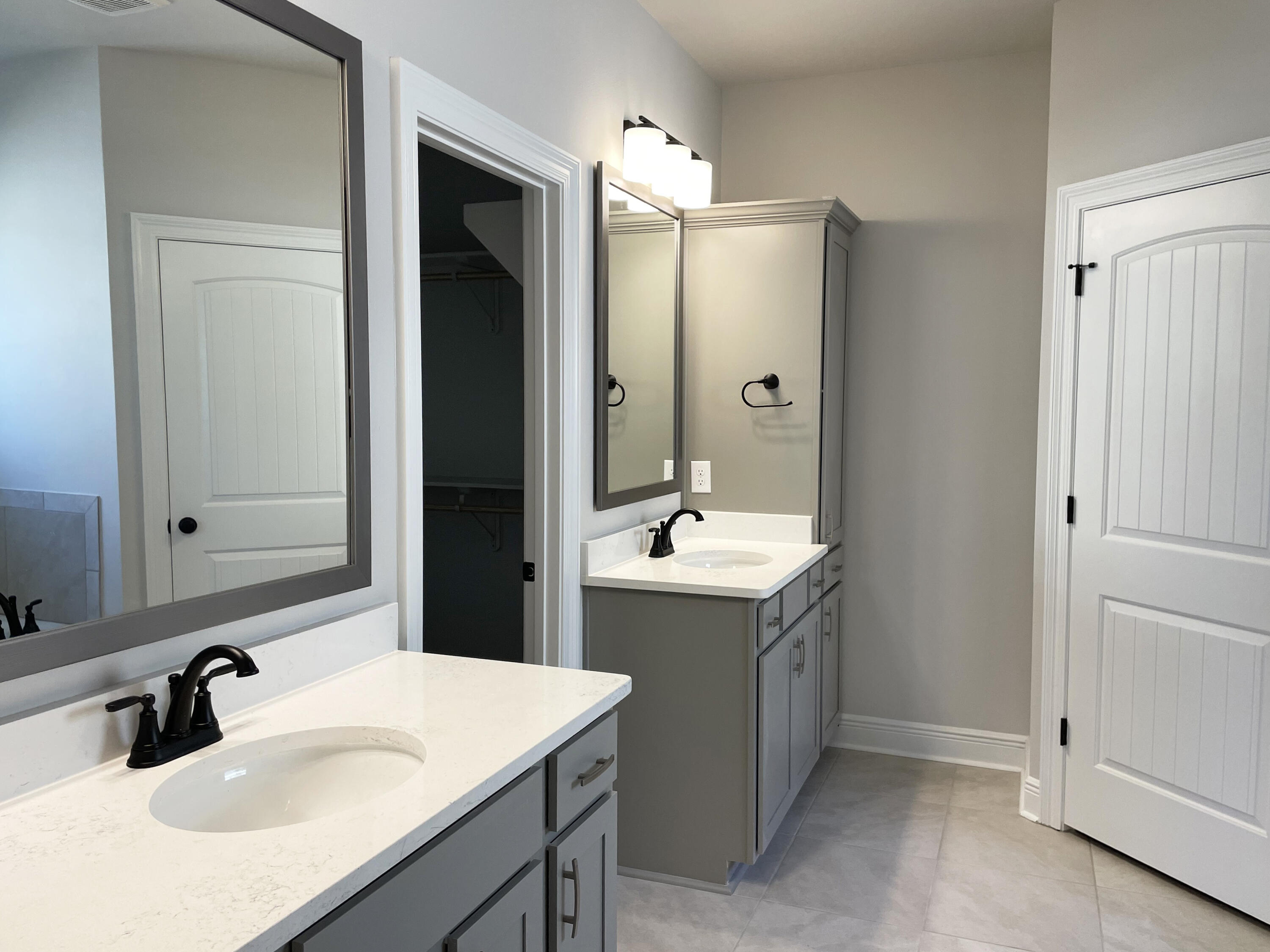 THE BLUFFS AT LAFAYETTE - Residential