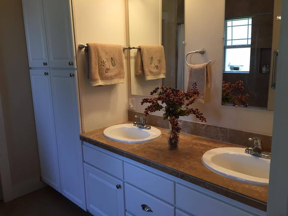 WOODLAWN BEACH - Residential