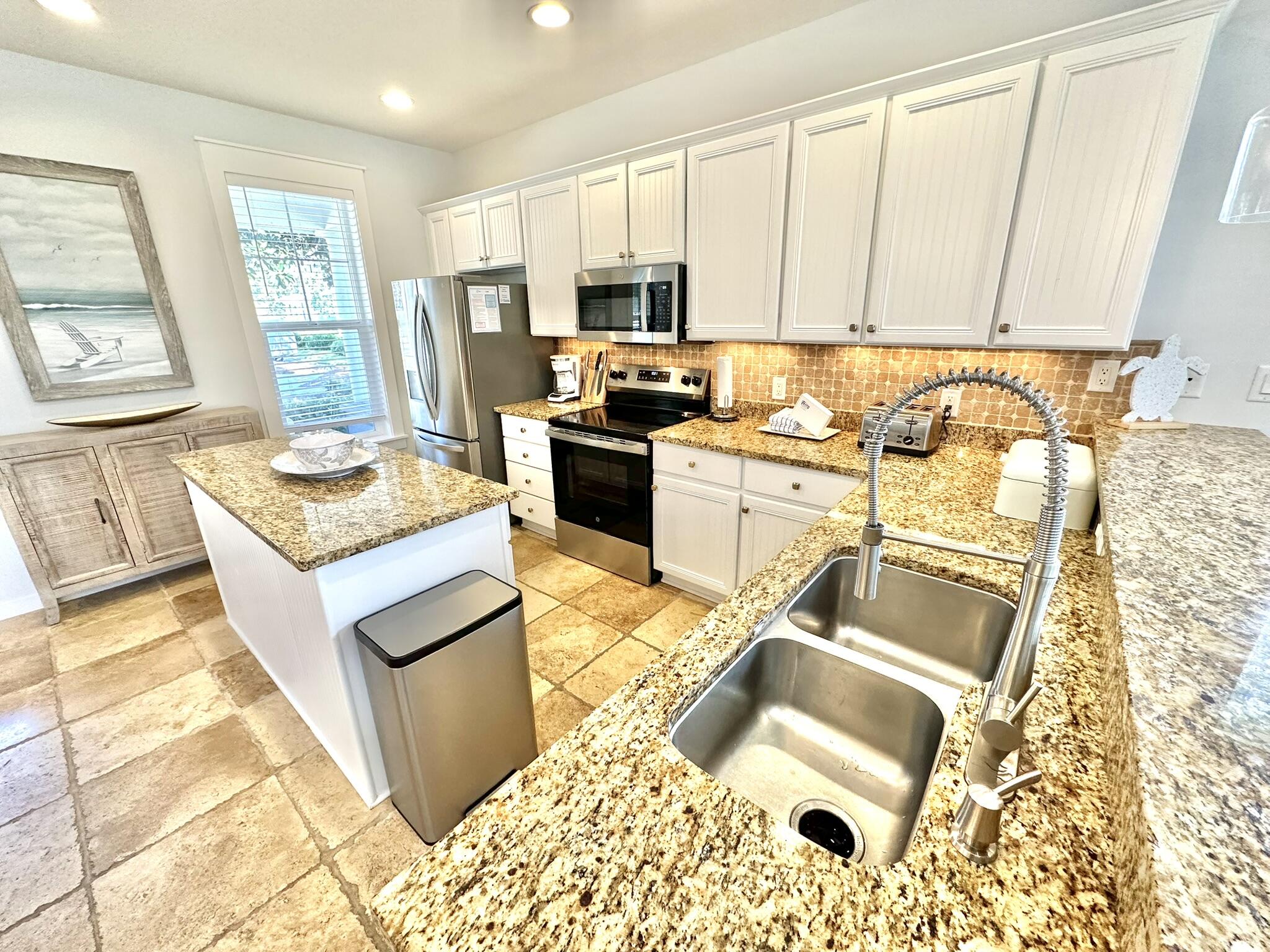 LAUREL GROVE - Residential