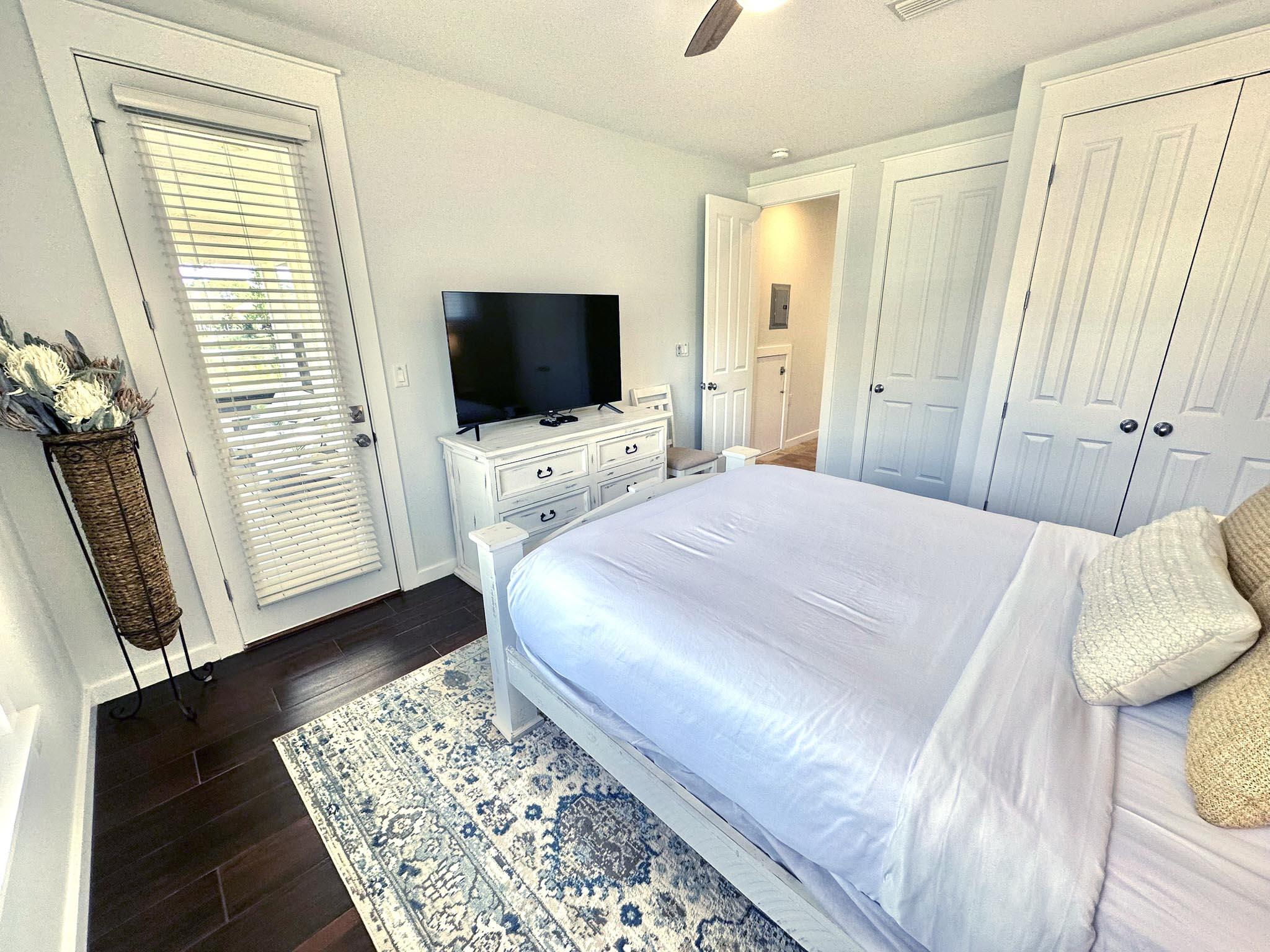 LAUREL GROVE - Residential