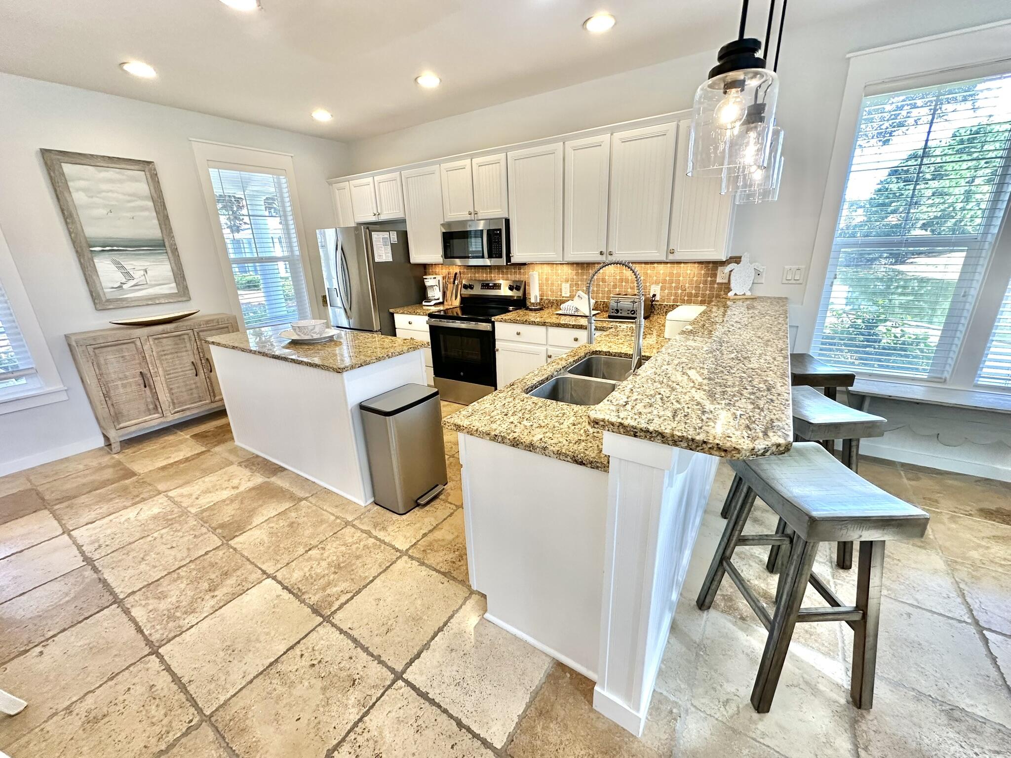 LAUREL GROVE - Residential