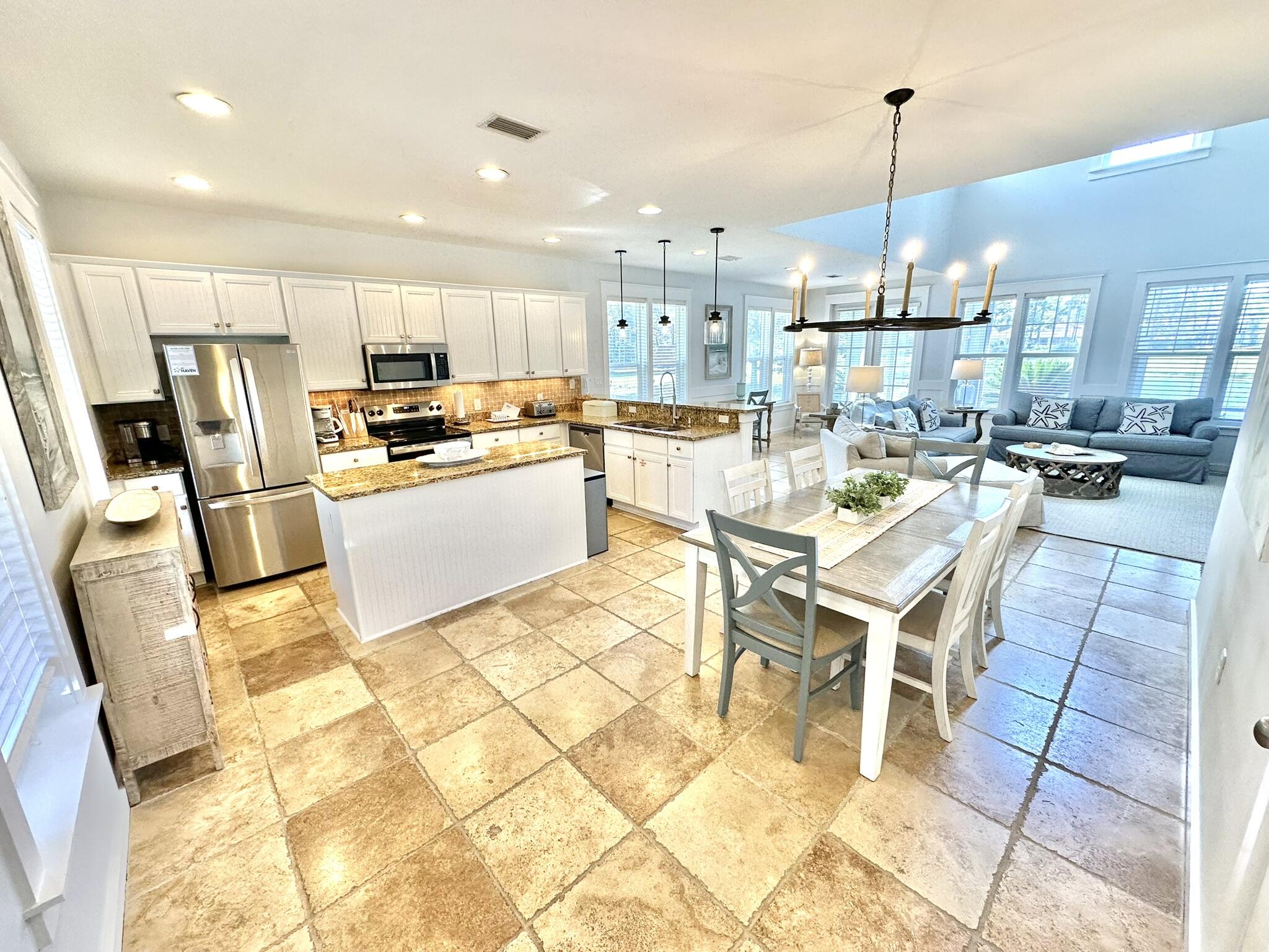 LAUREL GROVE - Residential