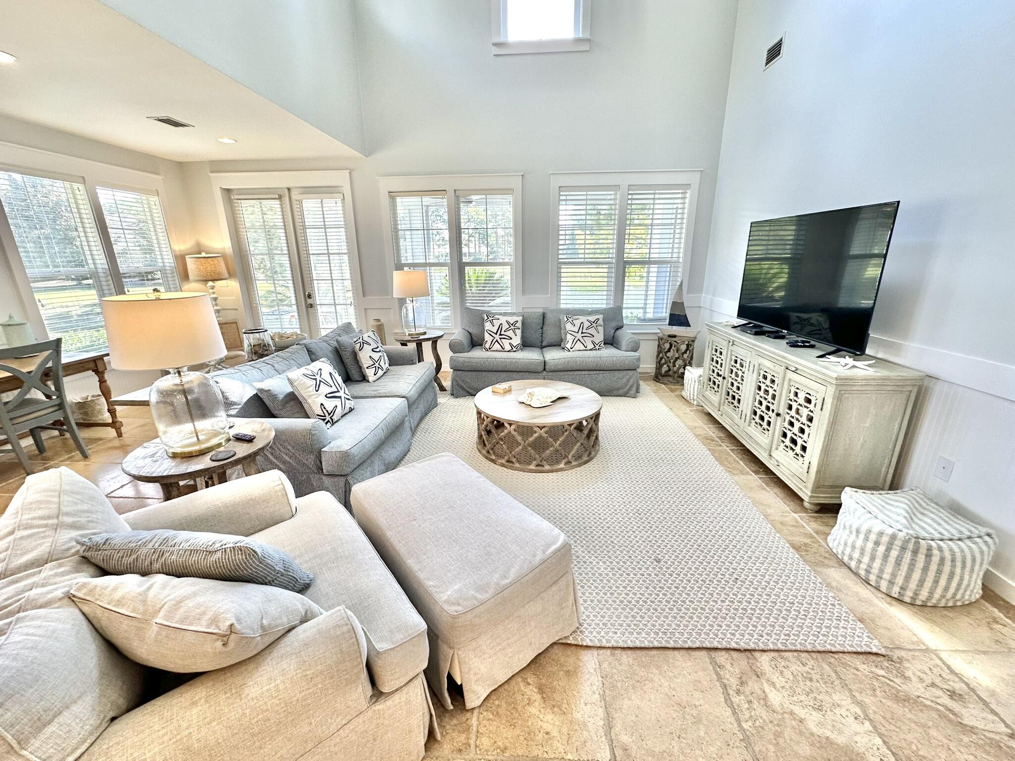 LAUREL GROVE - Residential