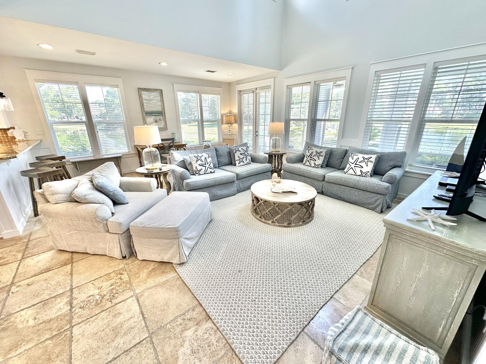 LAUREL GROVE - Residential